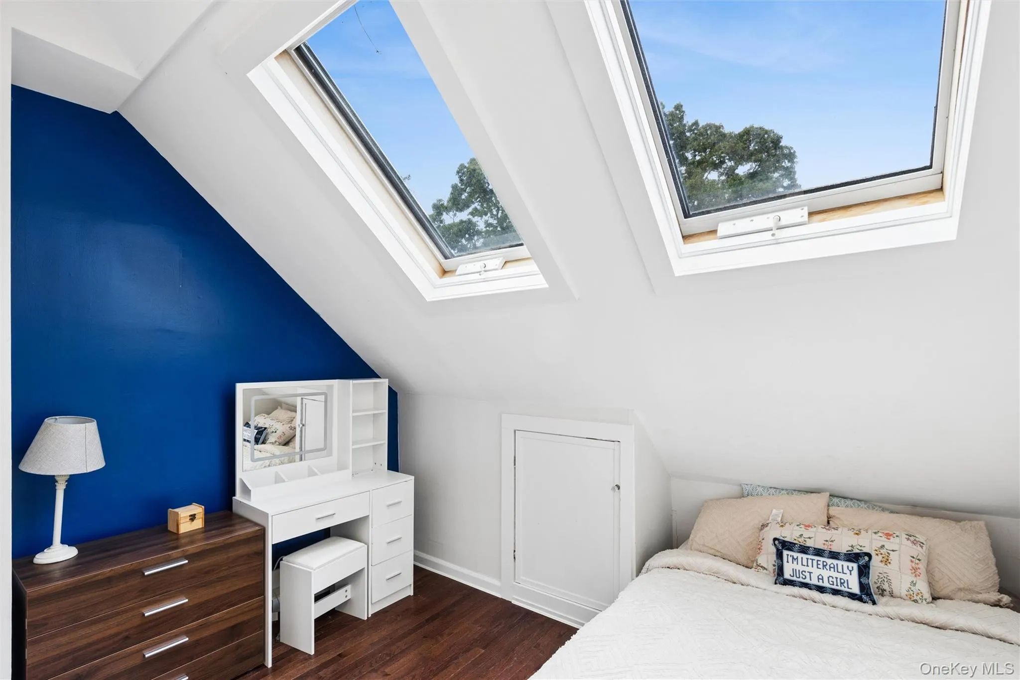 351 Forest Lane, Smithtown, NY, 5 Bedrooms Bedrooms, 11 Rooms Rooms,3 BathroomsBathrooms,Residential,For Rent,Forest,0,1045526 351 Forest Lane, Smithtown, NY, 5 Bedrooms Bedrooms, 11 Rooms Rooms,3 BathroomsBathrooms,Residential,For Rent,Forest,0,1045526