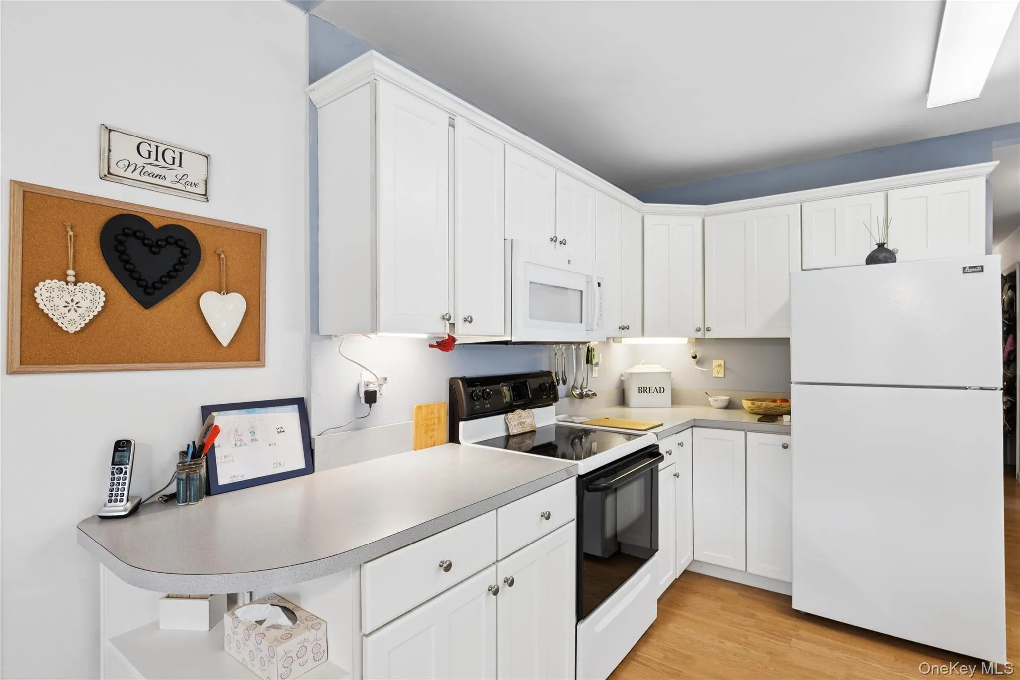 351 Forest Lane, Smithtown, NY, 5 Bedrooms Bedrooms, 11 Rooms Rooms,3 BathroomsBathrooms,Residential,For Rent,Forest,0,1045526 351 Forest Lane, Smithtown, NY, 5 Bedrooms Bedrooms, 11 Rooms Rooms,3 BathroomsBathrooms,Residential,For Rent,Forest,0,1045526