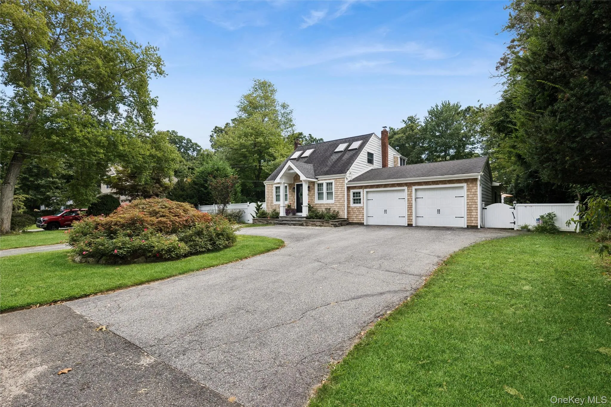 351 Forest Lane, Smithtown, NY, 5 Bedrooms Bedrooms, 11 Rooms Rooms,3 BathroomsBathrooms,Residential,For Rent,Forest,0,1045526 351 Forest Lane, Smithtown, NY, 5 Bedrooms Bedrooms, 11 Rooms Rooms,3 BathroomsBathrooms,Residential,For Rent,Forest,0,1045526