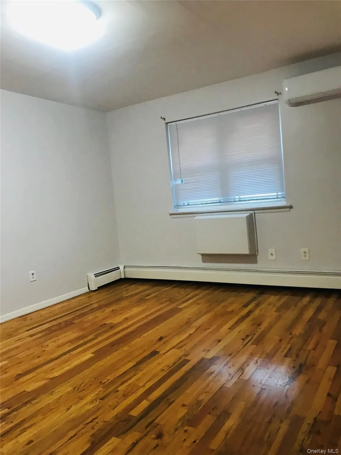 1846 Bussing Avenue, New York, NY, 3 Bedrooms Bedrooms, 5 Rooms Rooms,1 BathroomBathrooms,Residential Lease,For Rent,Bussing,0,1045527 1846 Bussing Avenue, New York, NY, 3 Bedrooms Bedrooms, 5 Rooms Rooms,1 BathroomBathrooms,Residential Lease,For Rent,Bussing,0,1045527
