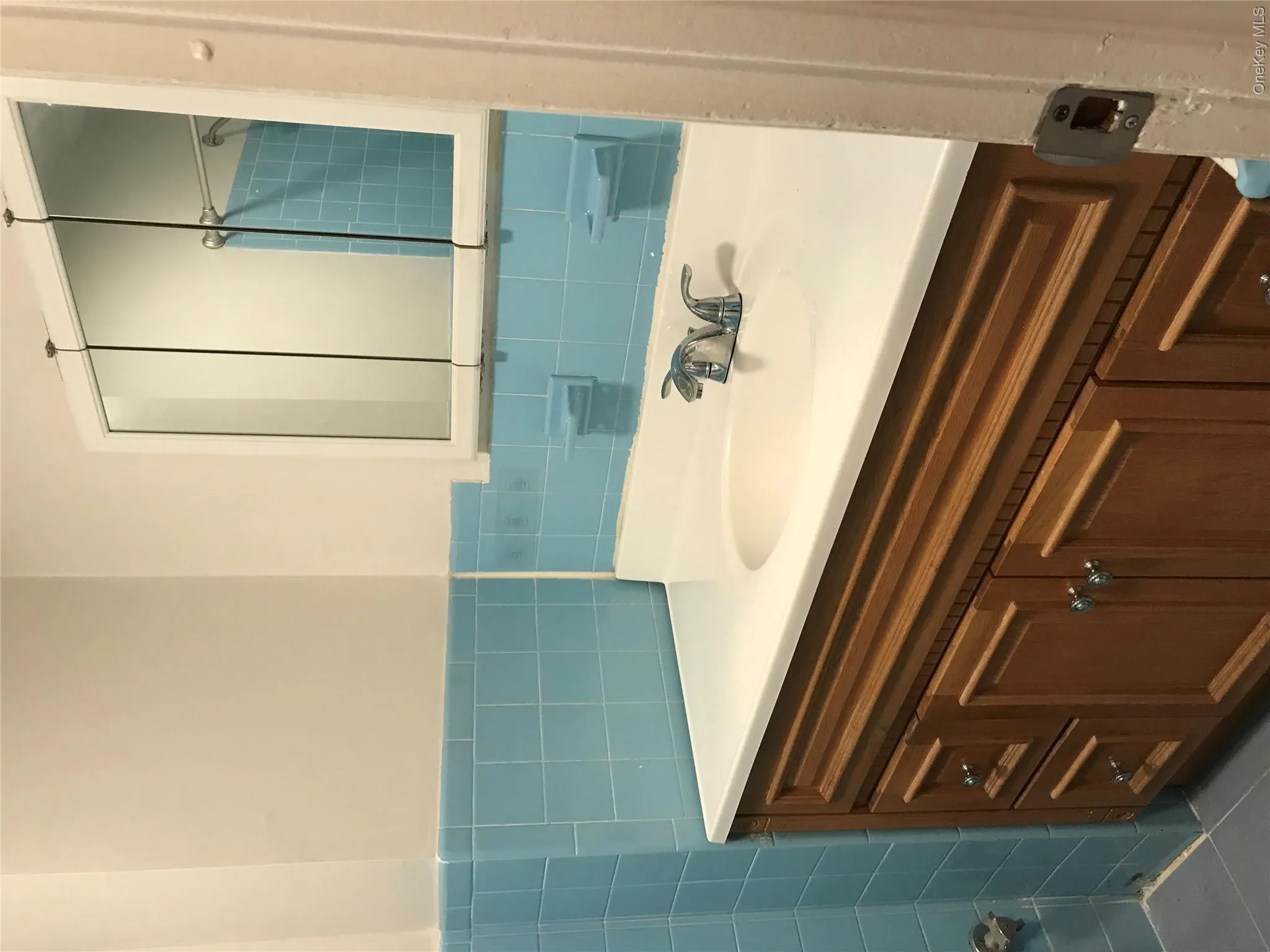 1846 Bussing Avenue, New York, NY, 3 Bedroom Bedrooms, 5 Room Rooms,1 BathroomBathrooms,Residential Lease,For Rent,Bussing,0,1045527 1846 Bussing Avenue, New York, NY, 3 Bedroom Bedrooms, 5 Room Rooms,1 BathroomBathrooms,Residential Lease,For Rent,Bussing,0,1045527