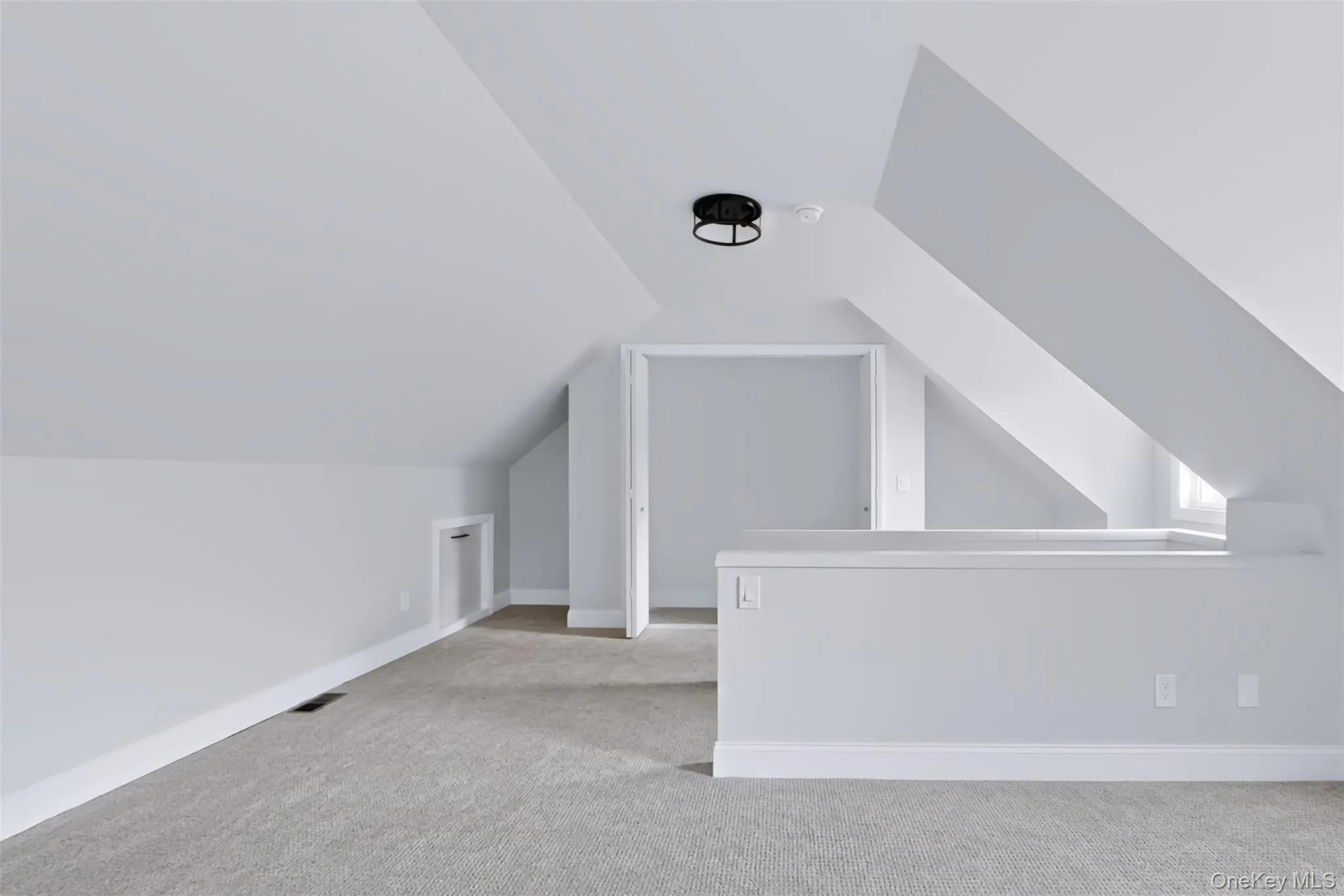 105 White Street, Newburgh (town), NY, 2 Bedrooms Bedrooms, 5 Rooms Rooms,1 BathroomBathrooms,Residential,For Rent,White,0,1045532 105 White Street, Newburgh (town), NY, 2 Bedrooms Bedrooms, 5 Rooms Rooms,1 BathroomBathrooms,Residential,For Rent,White,0,1045532