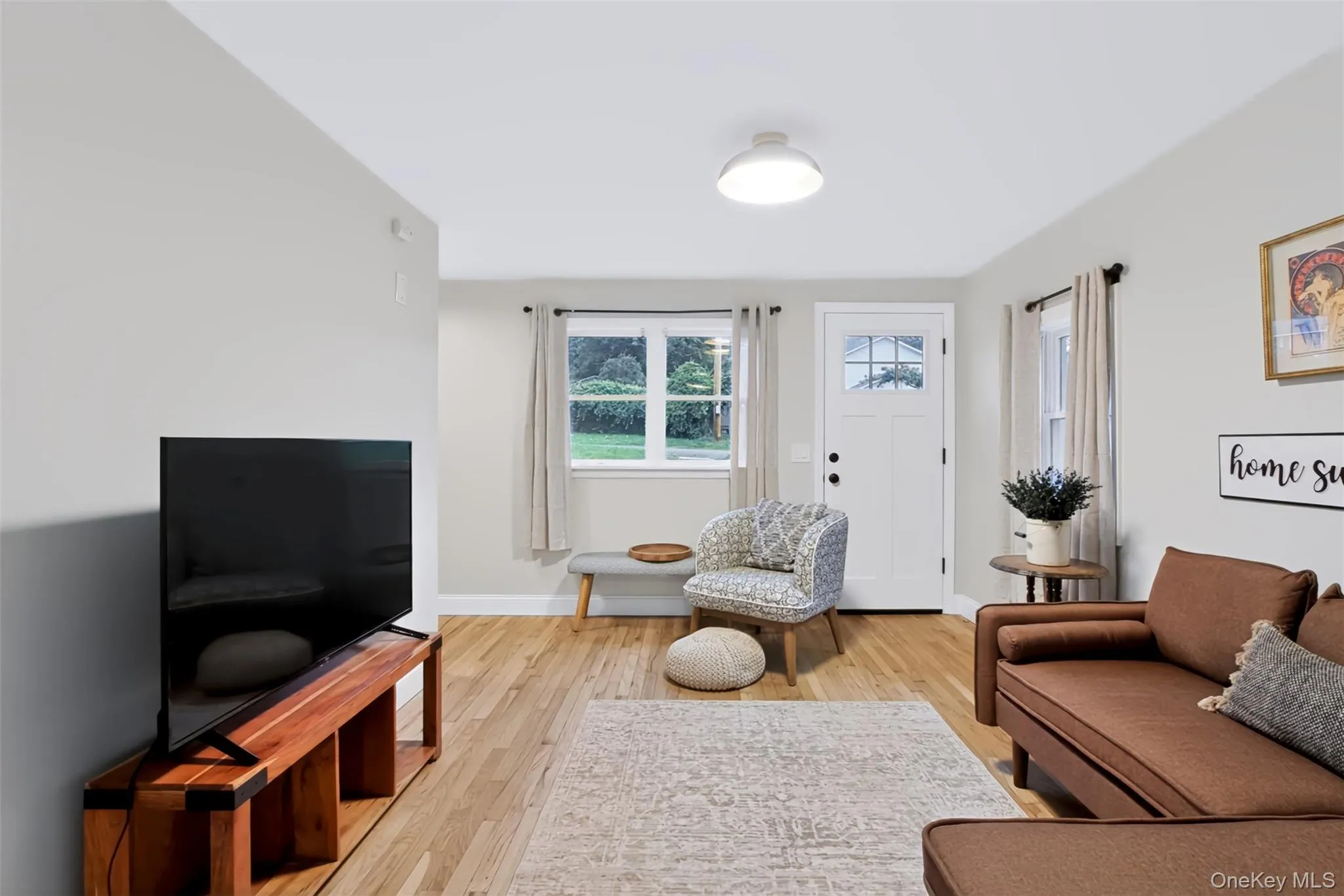 105 White Street, Newburgh (town), NY, 2 Bedrooms Bedrooms, 5 Rooms Rooms,1 BathroomBathrooms,Residential,For Rent,White,0,1045532 105 White Street, Newburgh (town), NY, 2 Bedrooms Bedrooms, 5 Rooms Rooms,1 BathroomBathrooms,Residential,For Rent,White,0,1045532