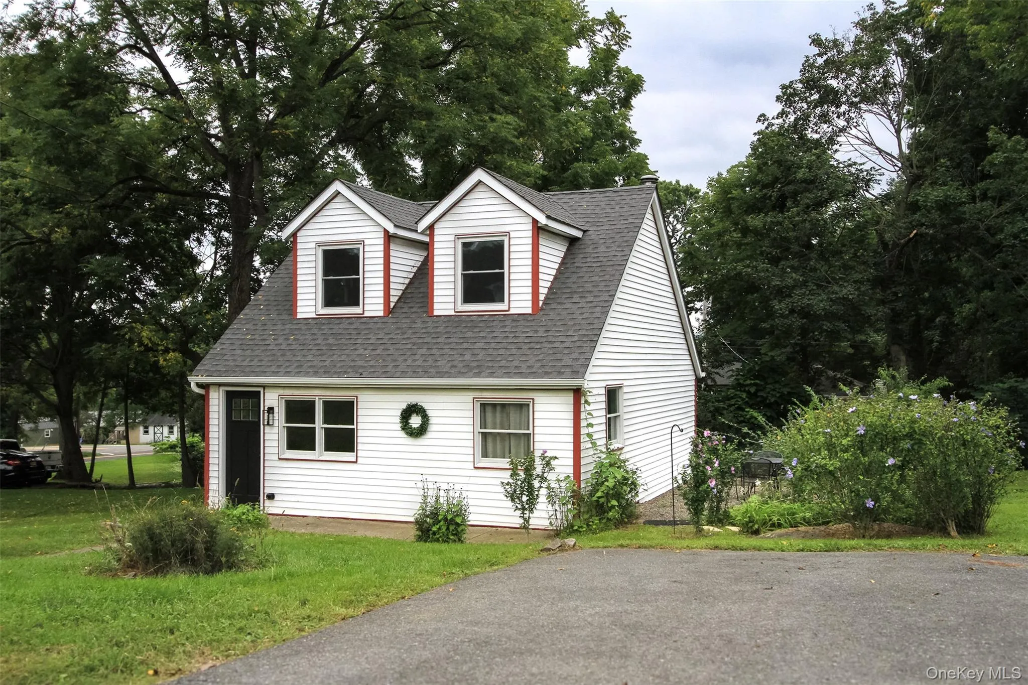 105 White Street, Newburgh (town), NY, 2 Bedrooms Bedrooms, 5 Rooms Rooms,1 BathroomBathrooms,Residential,For Rent,White,0,1045532 105 White Street, Newburgh (town), NY, 2 Bedrooms Bedrooms, 5 Rooms Rooms,1 BathroomBathrooms,Residential,For Rent,White,0,1045532
