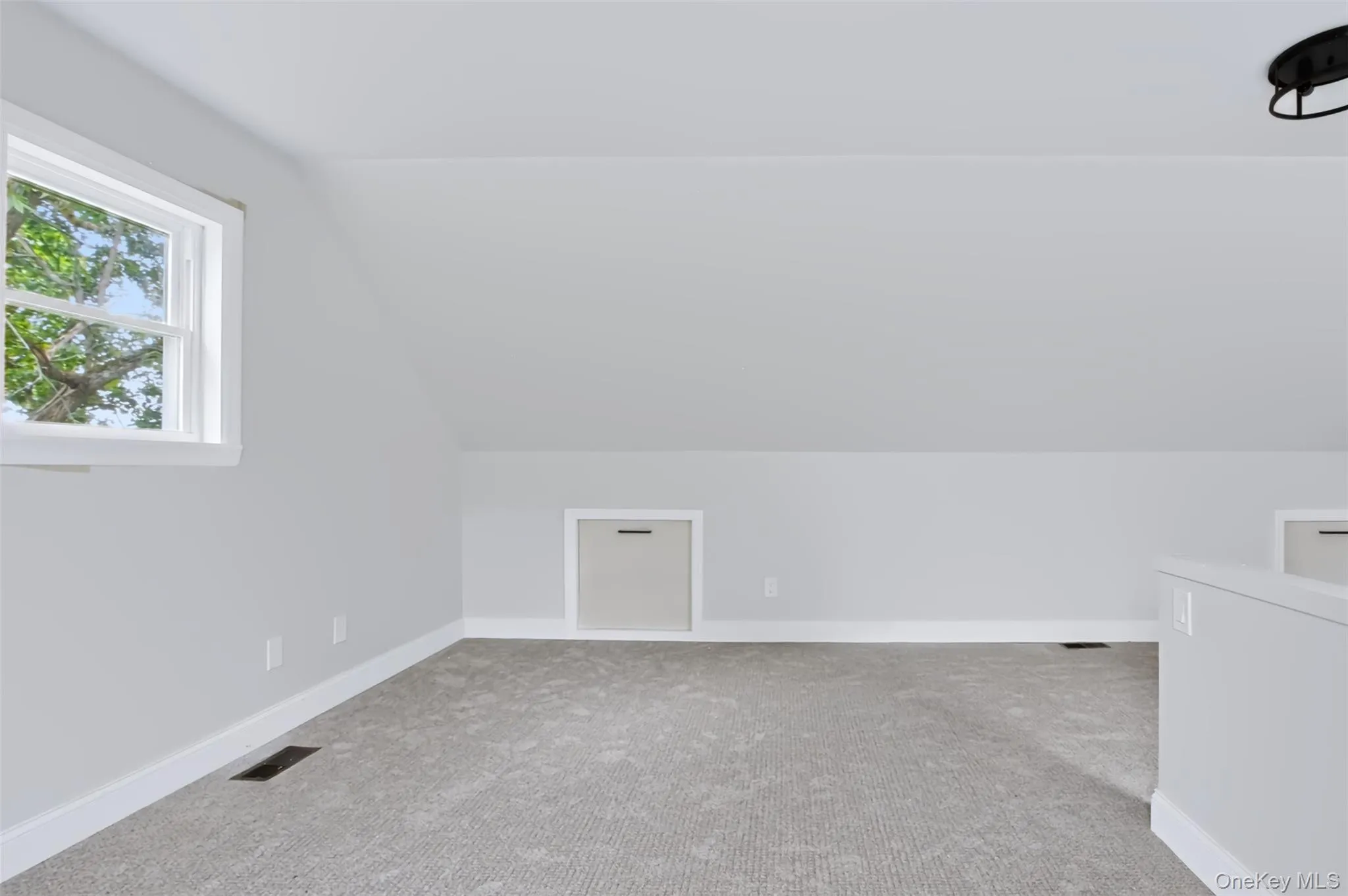 105 White Street, Newburgh (town), NY, 2 Bedrooms Bedrooms, 5 Rooms Rooms,1 BathroomBathrooms,Residential,For Rent,White,0,1045532 105 White Street, Newburgh (town), NY, 2 Bedrooms Bedrooms, 5 Rooms Rooms,1 BathroomBathrooms,Residential,For Rent,White,0,1045532