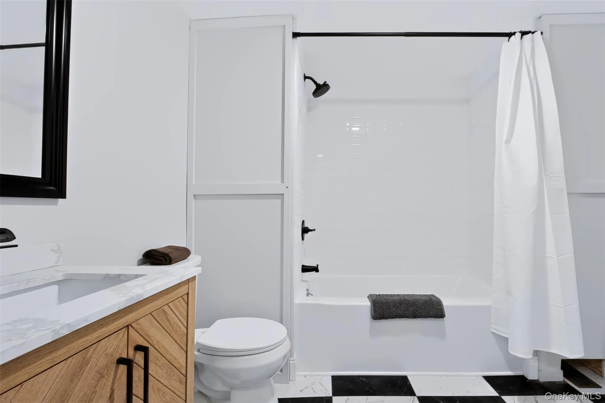 105 White Street, Newburgh (town), NY, 2 Bedrooms Bedrooms, 5 Rooms Rooms,1 BathroomBathrooms,Residential,For Rent,White,0,1045532 105 White Street, Newburgh (town), NY, 2 Bedrooms Bedrooms, 5 Rooms Rooms,1 BathroomBathrooms,Residential,For Rent,White,0,1045532