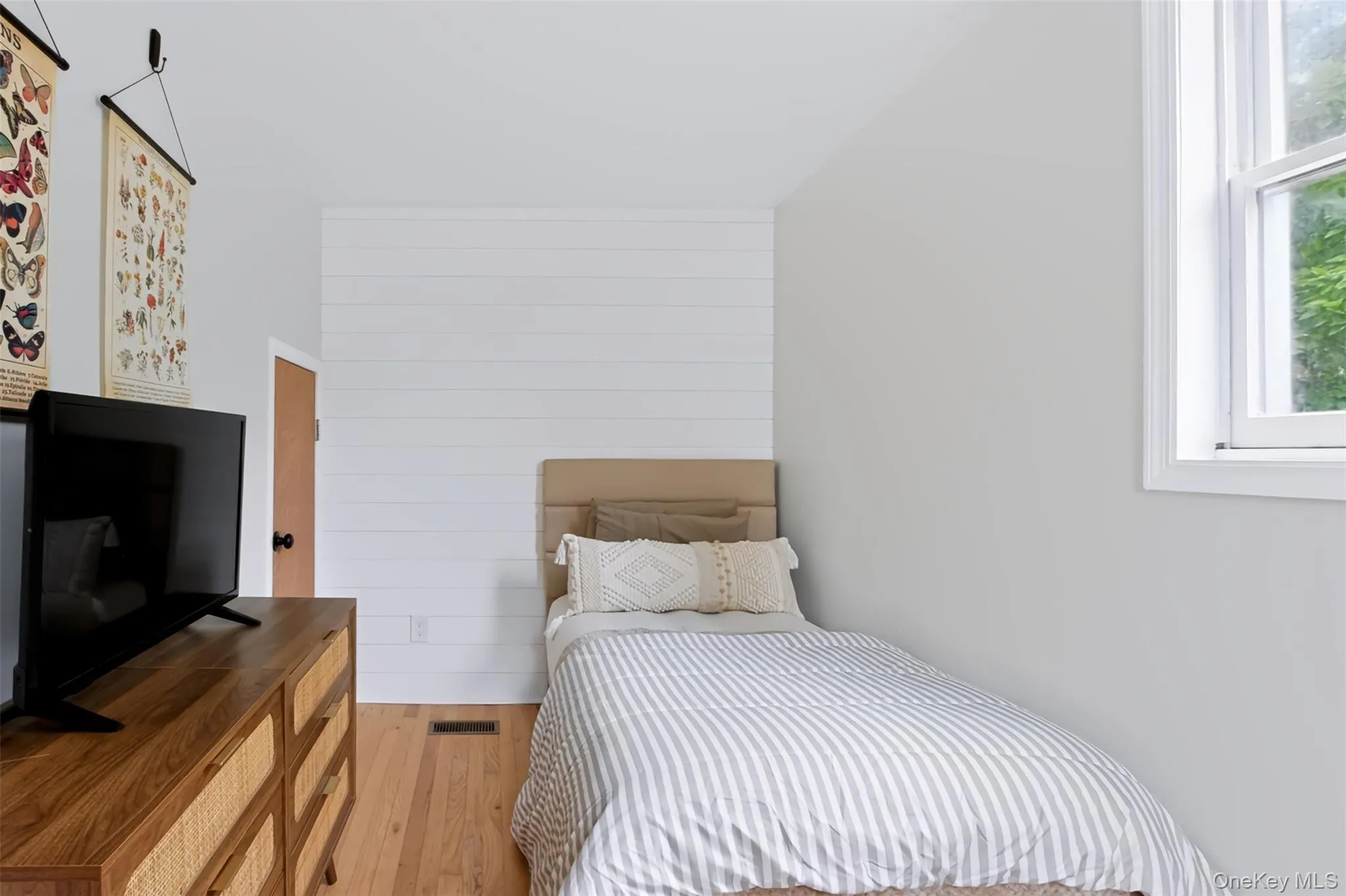 105 White Street, Newburgh (town), NY, 2 Bedrooms Bedrooms, 5 Rooms Rooms,1 BathroomBathrooms,Residential,For Rent,White,0,1045532 105 White Street, Newburgh (town), NY, 2 Bedrooms Bedrooms, 5 Rooms Rooms,1 BathroomBathrooms,Residential,For Rent,White,0,1045532