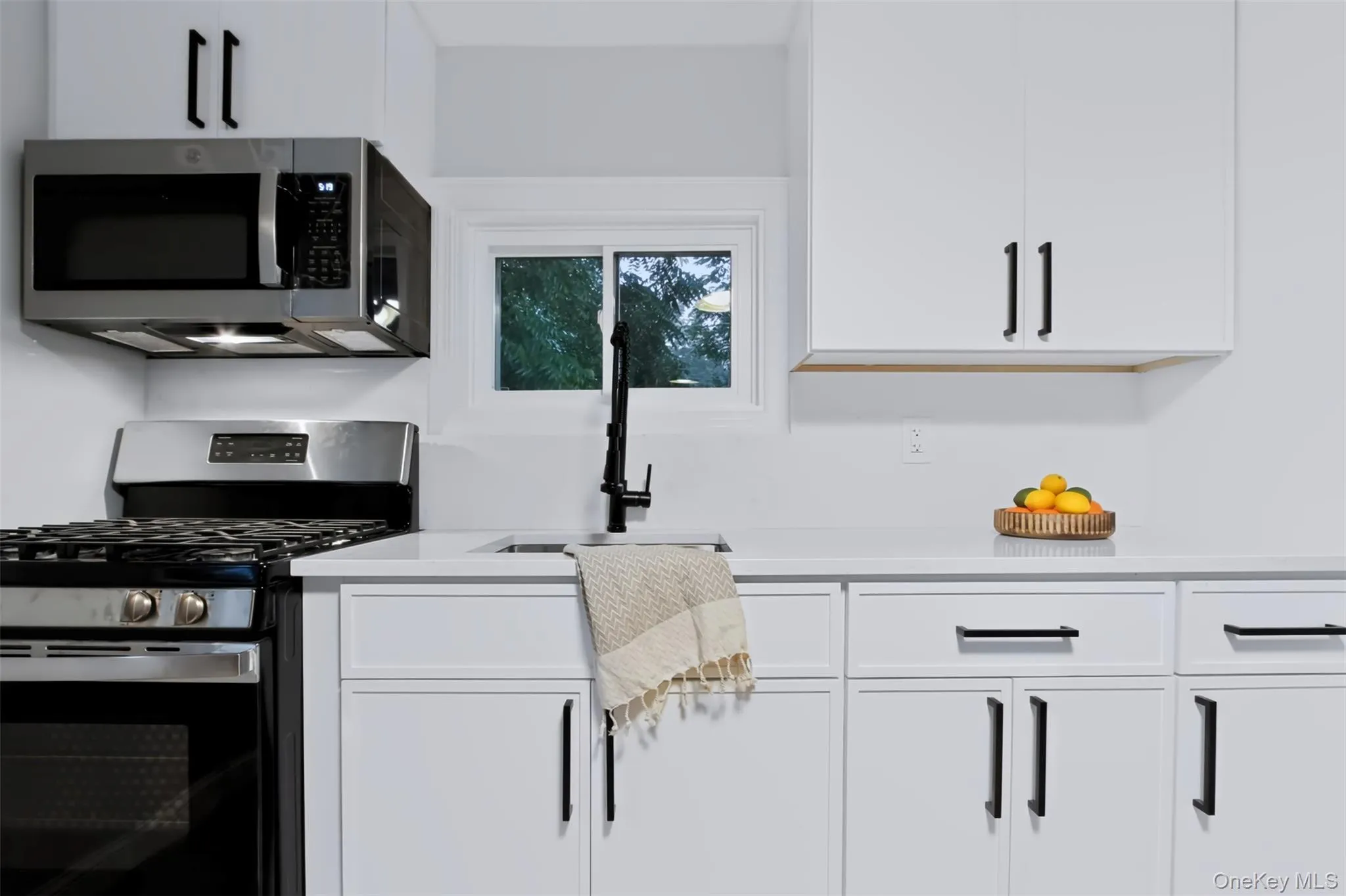 105 White Street, Newburgh (town), NY, 2 Bedrooms Bedrooms, 5 Rooms Rooms,1 BathroomBathrooms,Residential,For Rent,White,0,1045532 105 White Street, Newburgh (town), NY, 2 Bedrooms Bedrooms, 5 Rooms Rooms,1 BathroomBathrooms,Residential,For Rent,White,0,1045532
