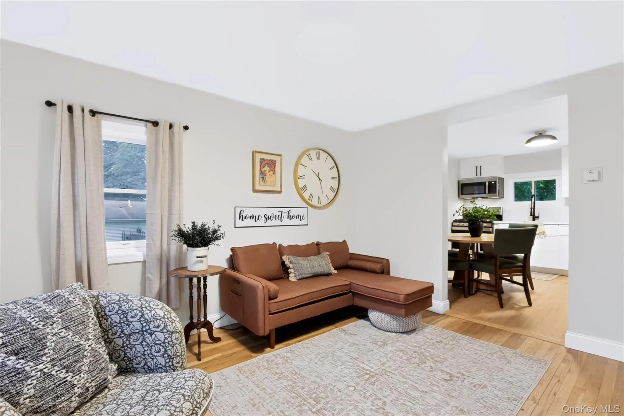 105 White Street, Newburgh (town), NY, 2 Bedrooms Bedrooms, 5 Rooms Rooms,1 BathroomBathrooms,Residential,For Rent,White,0,1045532 105 White Street, Newburgh (town), NY, 2 Bedrooms Bedrooms, 5 Rooms Rooms,1 BathroomBathrooms,Residential,For Rent,White,0,1045532