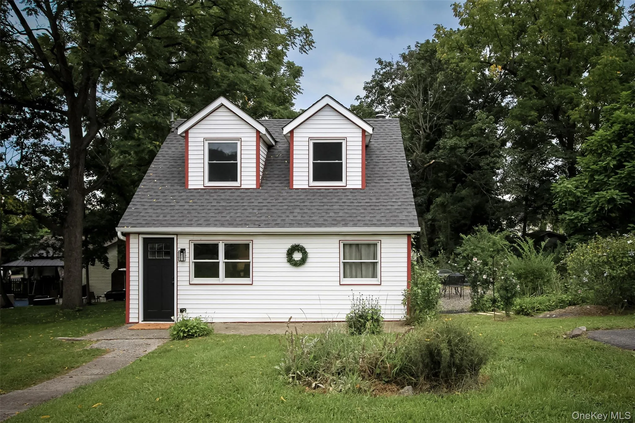 105 White Street, Newburgh (town), NY, 2 Bedrooms Bedrooms, 5 Rooms Rooms,1 BathroomBathrooms,Residential,For Rent,White,0,1045532 105 White Street, Newburgh (town), NY, 2 Bedrooms Bedrooms, 5 Rooms Rooms,1 BathroomBathrooms,Residential,For Rent,White,0,1045532
