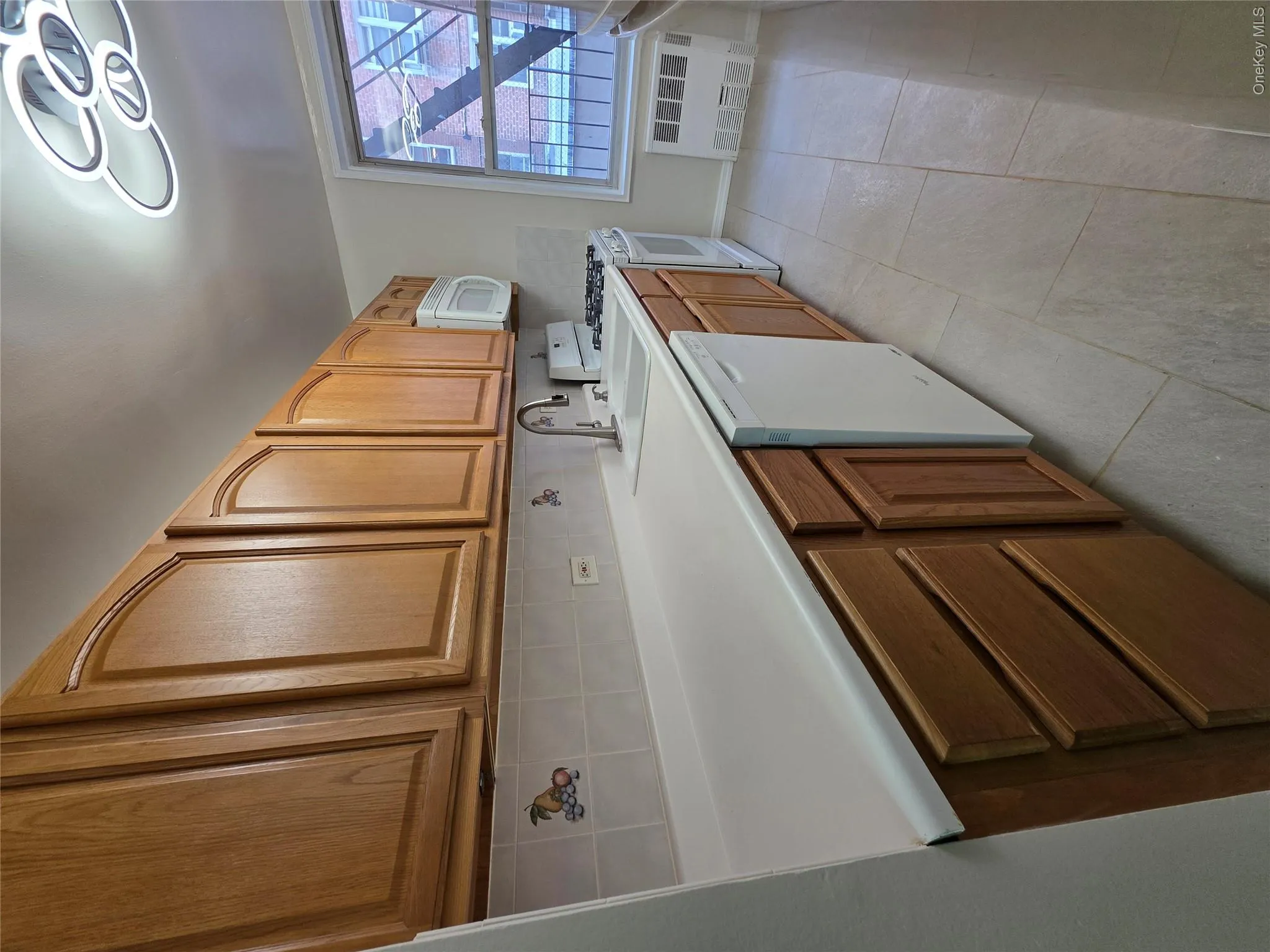 99-44 67th Road, New York, NY, 1 Bedroom Bedrooms, 3 Rooms Rooms,1 BathroomBathrooms,Residential Lease,For Rent,67th,0,1045534 99-44 67th Road, New York, NY, 1 Bedroom Bedrooms, 3 Rooms Rooms,1 BathroomBathrooms,Residential Lease,For Rent,67th,0,1045534