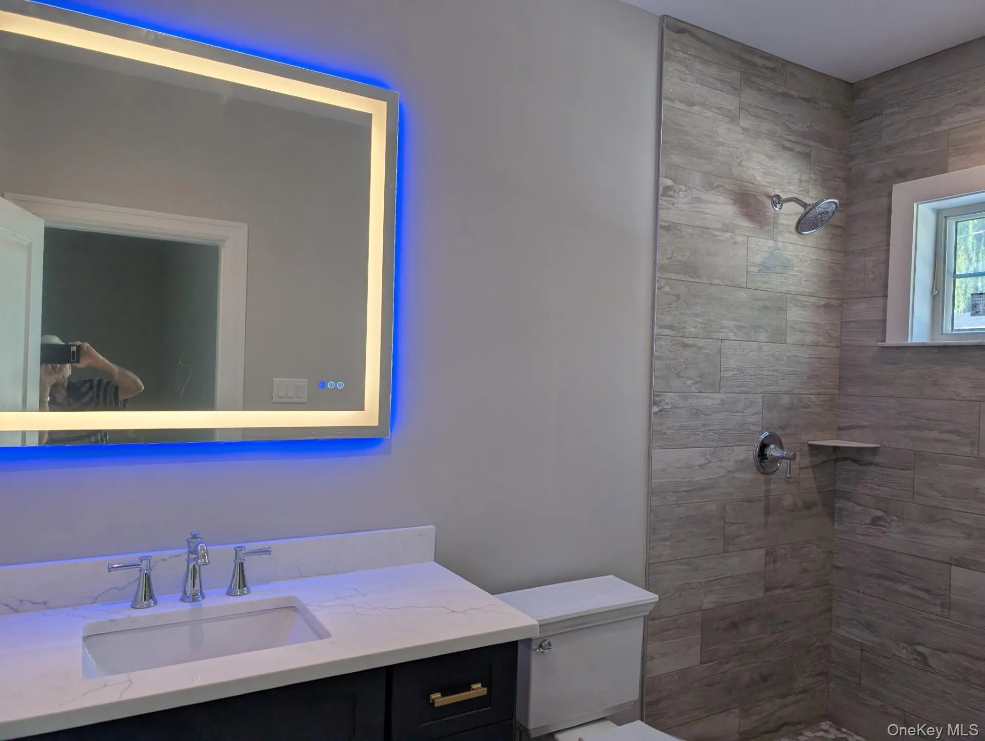 52 Linden Avenue, Oyster Bay, NY, 5 Bedrooms Bedrooms, 10 Rooms Rooms,3 BathroomsBathrooms,Residential,For Rent,Linden,0,1045536 52 Linden Avenue, Oyster Bay, NY, 5 Bedrooms Bedrooms, 10 Rooms Rooms,3 BathroomsBathrooms,Residential,For Rent,Linden,0,1045536