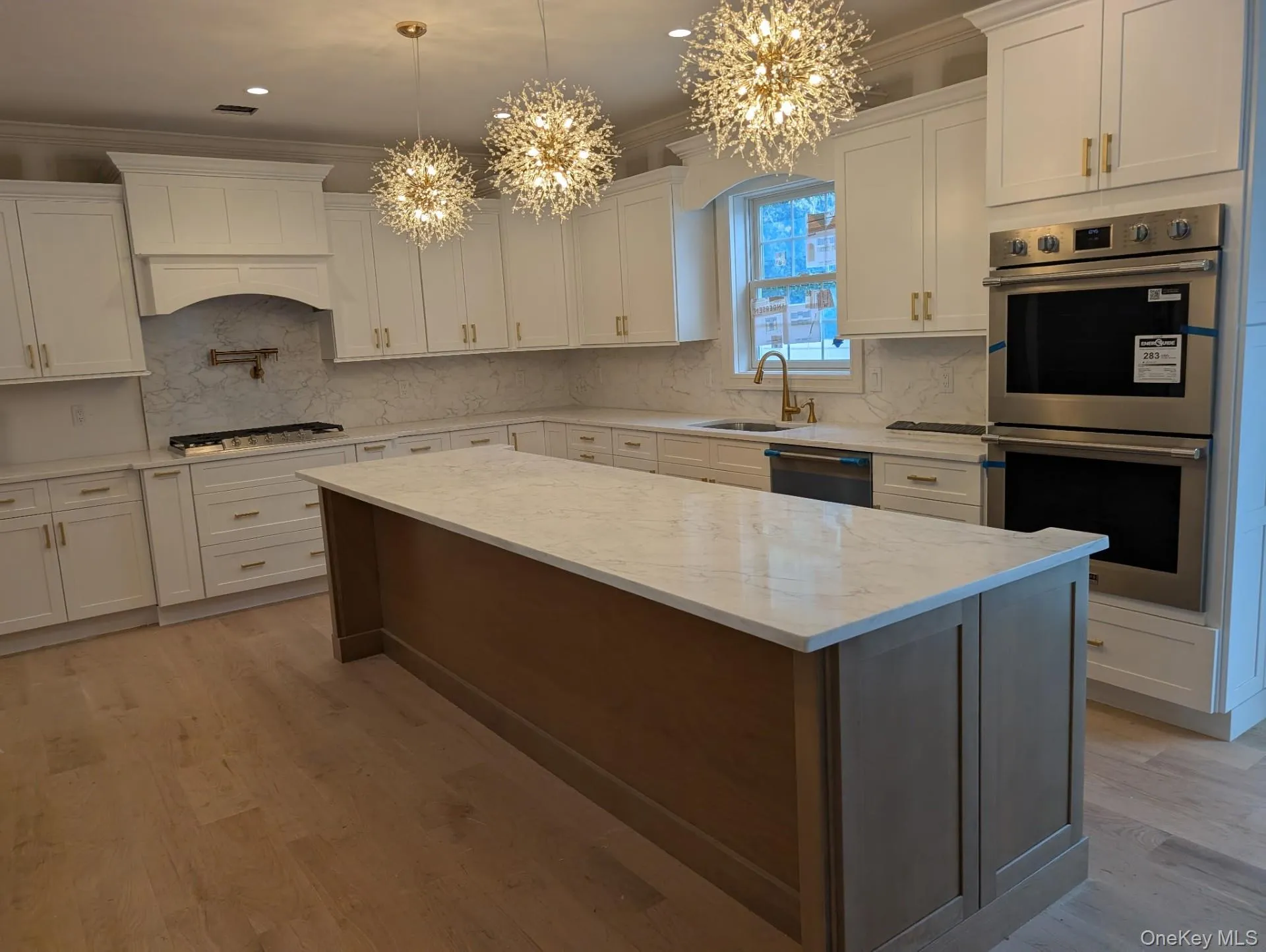 52 Linden Avenue, Oyster Bay, NY, 5 Bedrooms Bedrooms, 10 Rooms Rooms,3 BathroomsBathrooms,Residential,For Rent,Linden,0,1045536 52 Linden Avenue, Oyster Bay, NY, 5 Bedrooms Bedrooms, 10 Rooms Rooms,3 BathroomsBathrooms,Residential,For Rent,Linden,0,1045536