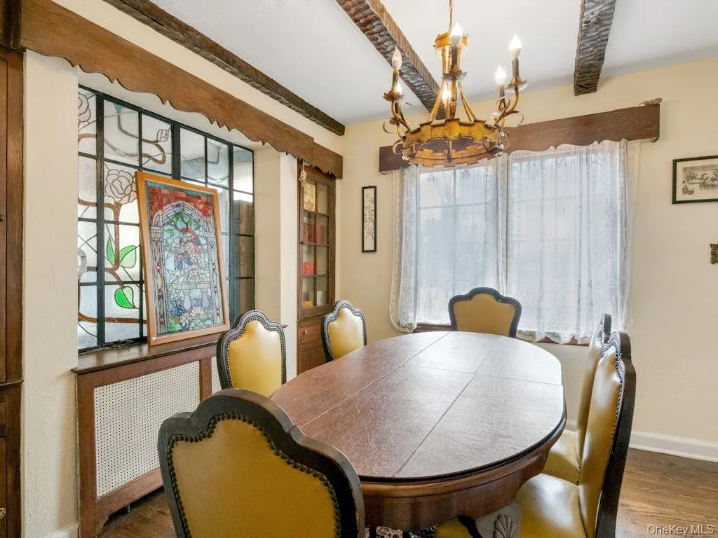Bright Sunny dining room Bright Sunny dining room