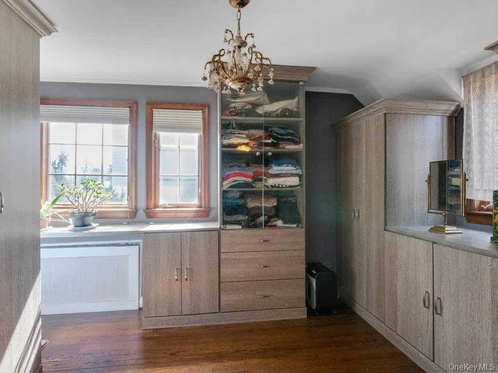 Can be Fourth Bedroom or left as separate Dressing Room Can be Fourth Bedroom or left as separate Dressing Room