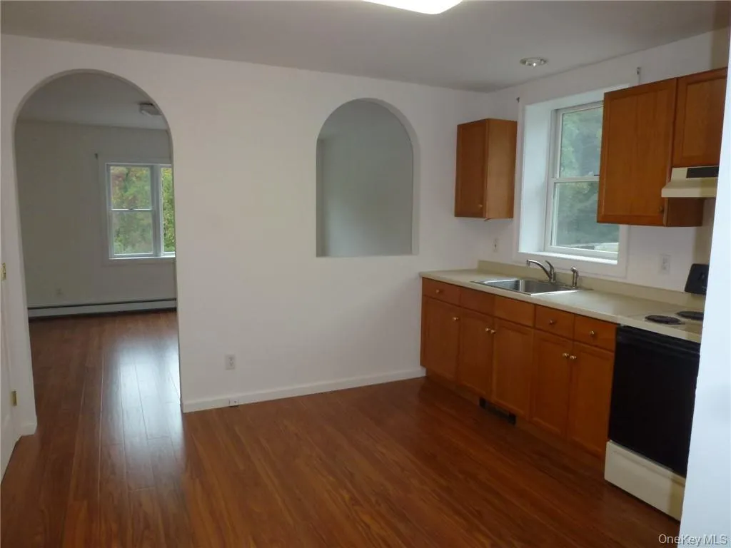 1217 Main, Yorktown, NY, 2 Bedrooms Bedrooms, 4 Rooms Rooms,1 BathroomBathrooms,Residential Lease,For Rent,Main,0,1045545 1217 Main, Yorktown, NY, 2 Bedrooms Bedrooms, 4 Rooms Rooms,1 BathroomBathrooms,Residential Lease,For Rent,Main,0,1045545