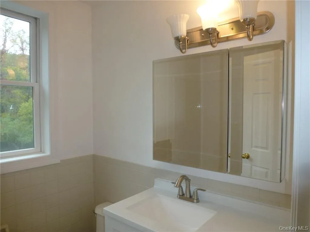 1217 Main, Yorktown, NY, 2 Bedrooms Bedrooms, 4 Rooms Rooms,1 BathroomBathrooms,Residential Lease,For Rent,Main,0,1045545 1217 Main, Yorktown, NY, 2 Bedrooms Bedrooms, 4 Rooms Rooms,1 BathroomBathrooms,Residential Lease,For Rent,Main,0,1045545
