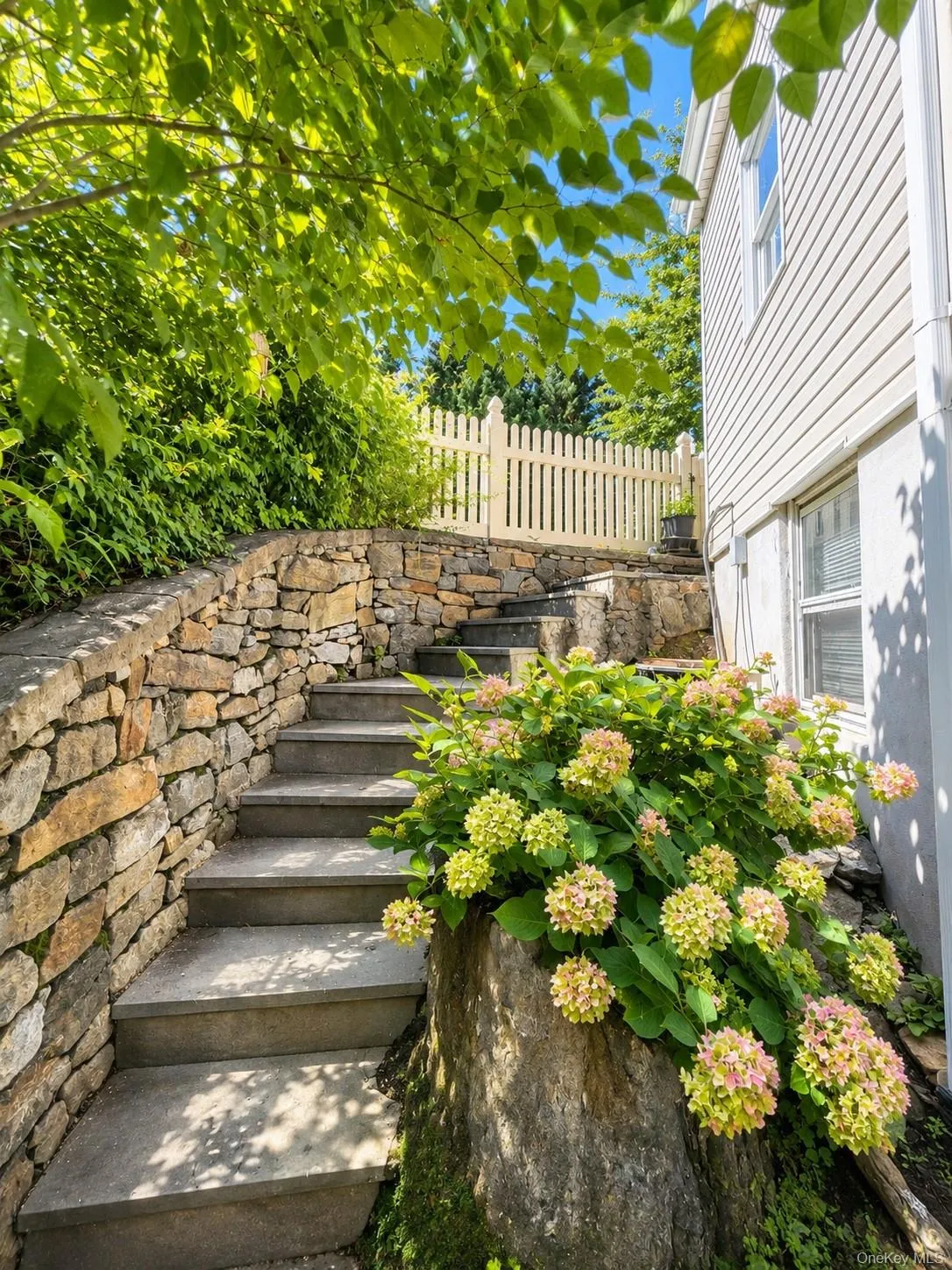 145 Lincoln Avenue, Pelham, NY, 3 Bedrooms Bedrooms, 8 Rooms Rooms,2 BathroomsBathrooms,Residential,For Rent,Lincoln,0,1045546 145 Lincoln Avenue, Pelham, NY, 3 Bedrooms Bedrooms, 8 Rooms Rooms,2 BathroomsBathrooms,Residential,For Rent,Lincoln,0,1045546