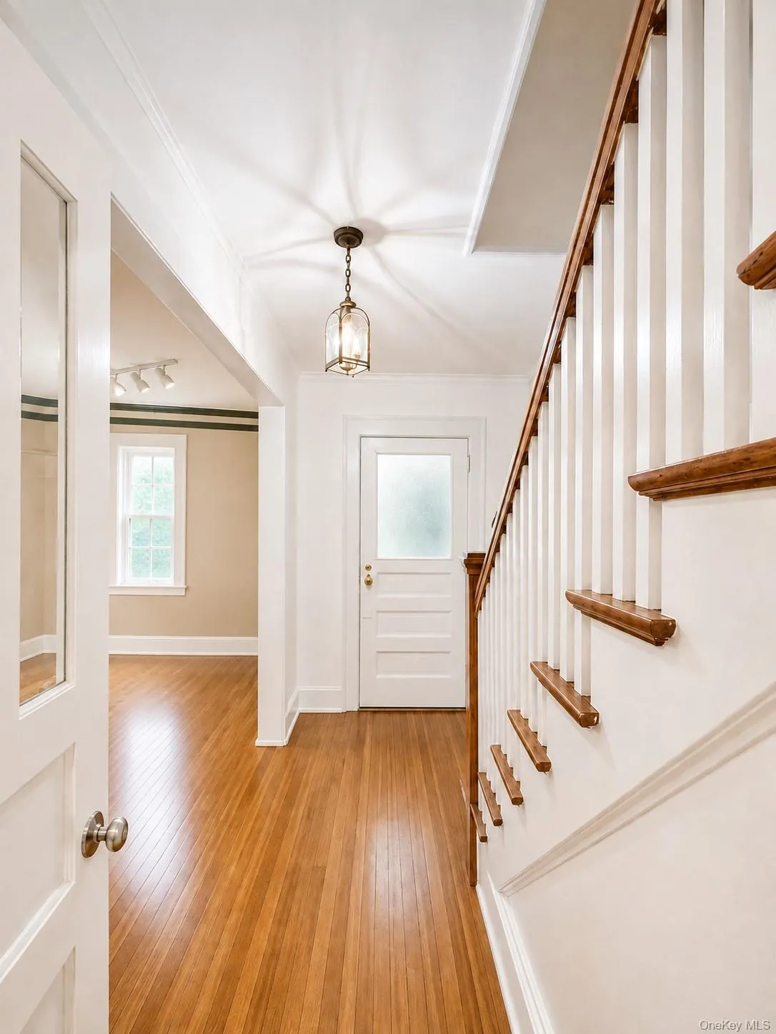 145 Lincoln Avenue, Pelham, NY, 3 Bedrooms Bedrooms, 8 Rooms Rooms,2 BathroomsBathrooms,Residential,For Rent,Lincoln,0,1045546 145 Lincoln Avenue, Pelham, NY, 3 Bedrooms Bedrooms, 8 Rooms Rooms,2 BathroomsBathrooms,Residential,For Rent,Lincoln,0,1045546