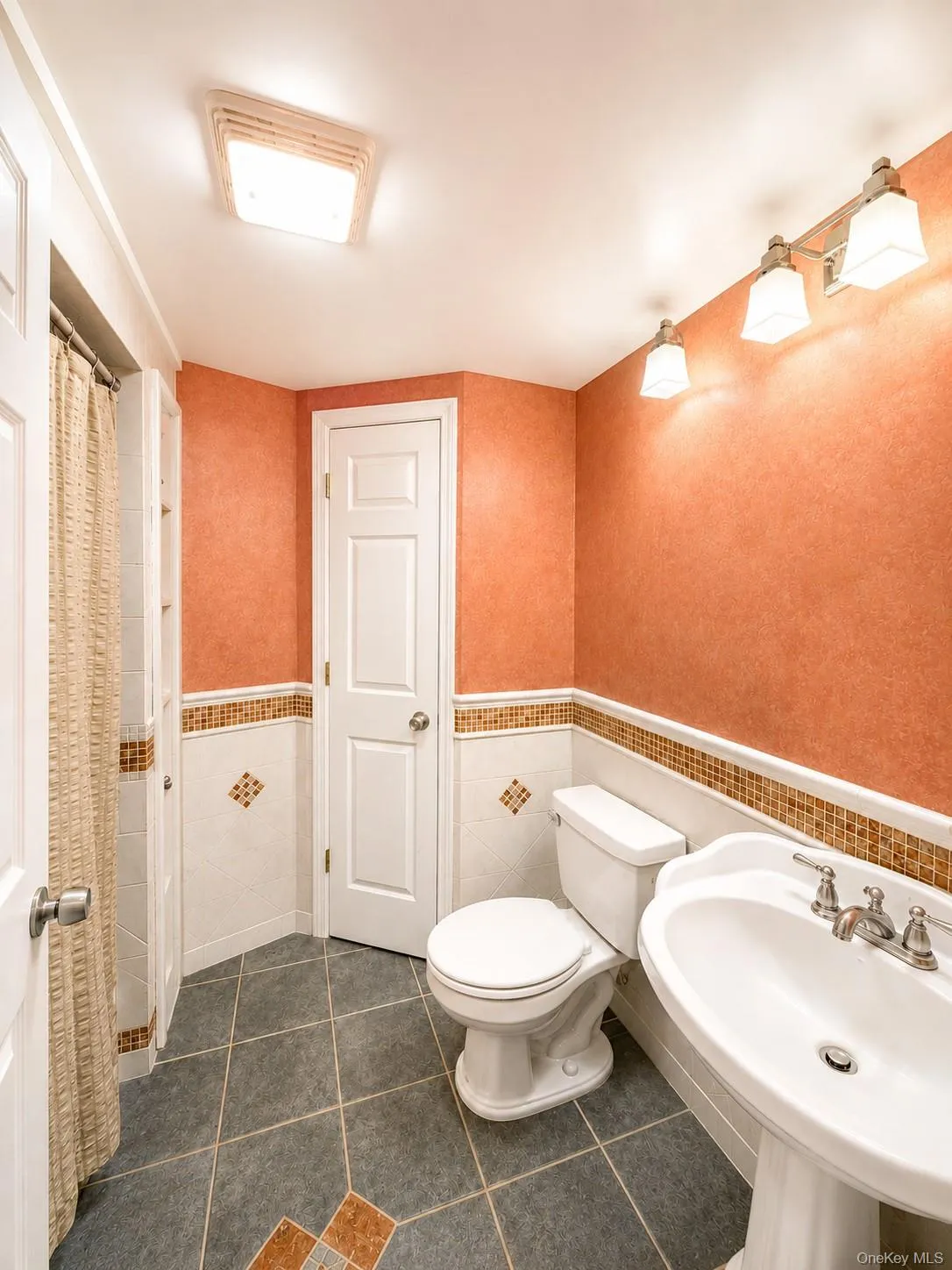 145 Lincoln Avenue, Pelham, NY, 3 Bedrooms Bedrooms, 8 Rooms Rooms,2 BathroomsBathrooms,Residential,For Rent,Lincoln,0,1045546 145 Lincoln Avenue, Pelham, NY, 3 Bedrooms Bedrooms, 8 Rooms Rooms,2 BathroomsBathrooms,Residential,For Rent,Lincoln,0,1045546