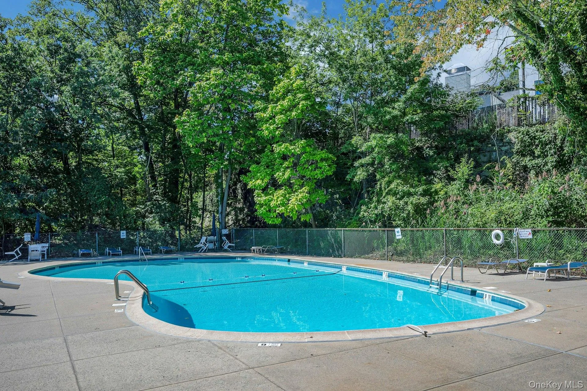 416 Benedict Avenue, Greenburgh, NY, 1 Bedroom Bedrooms, 4 Rooms Rooms,1 BathroomBathrooms,Residential,For Rent,Benedict,0,1045556 416 Benedict Avenue, Greenburgh, NY, 1 Bedroom Bedrooms, 4 Rooms Rooms,1 BathroomBathrooms,Residential,For Rent,Benedict,0,1045556