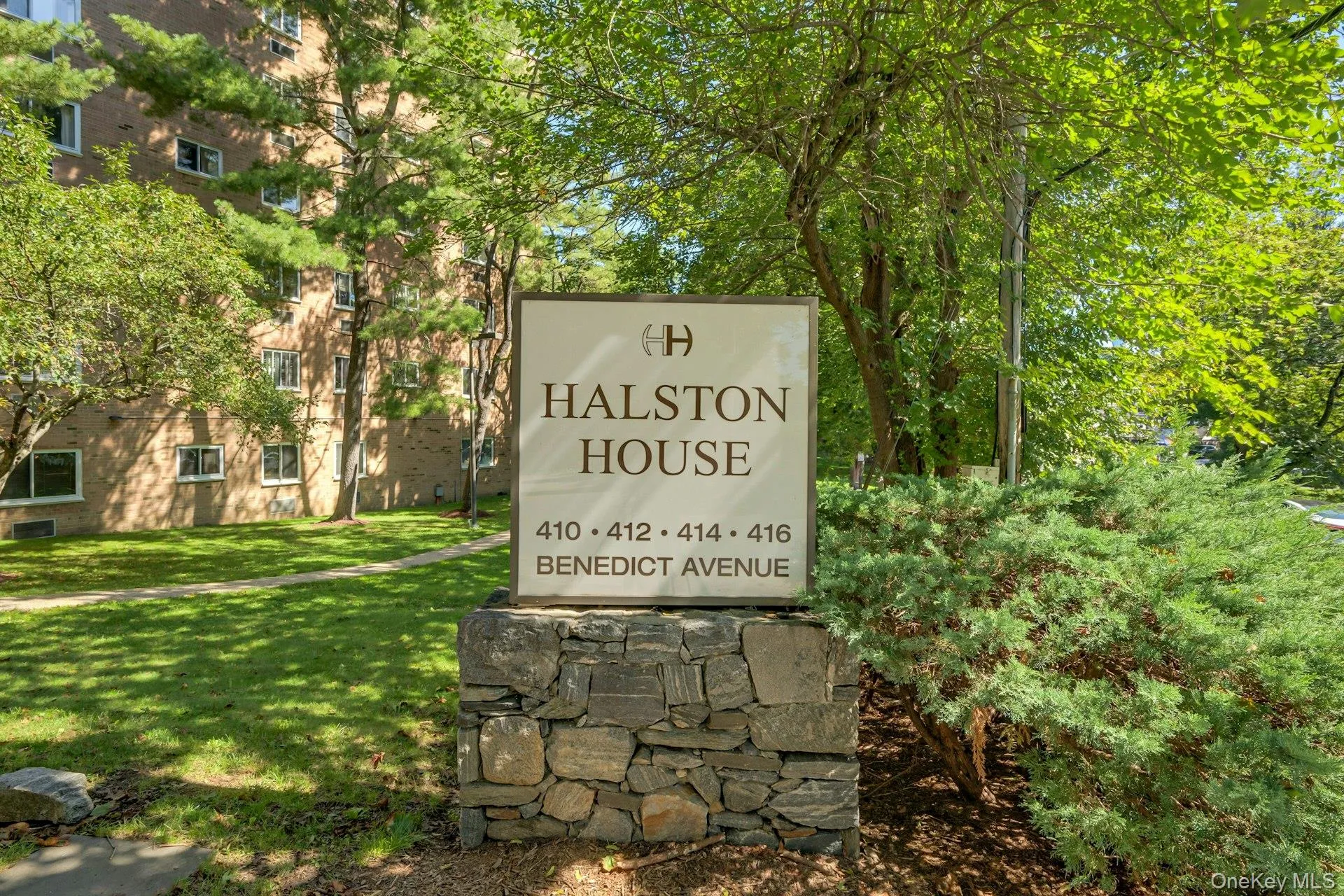 416 Benedict Avenue, Greenburgh, NY, 1 Bedroom Bedrooms, 4 Rooms Rooms,1 BathroomBathrooms,Residential,For Rent,Benedict,0,1045556 416 Benedict Avenue, Greenburgh, NY, 1 Bedroom Bedrooms, 4 Rooms Rooms,1 BathroomBathrooms,Residential,For Rent,Benedict,0,1045556