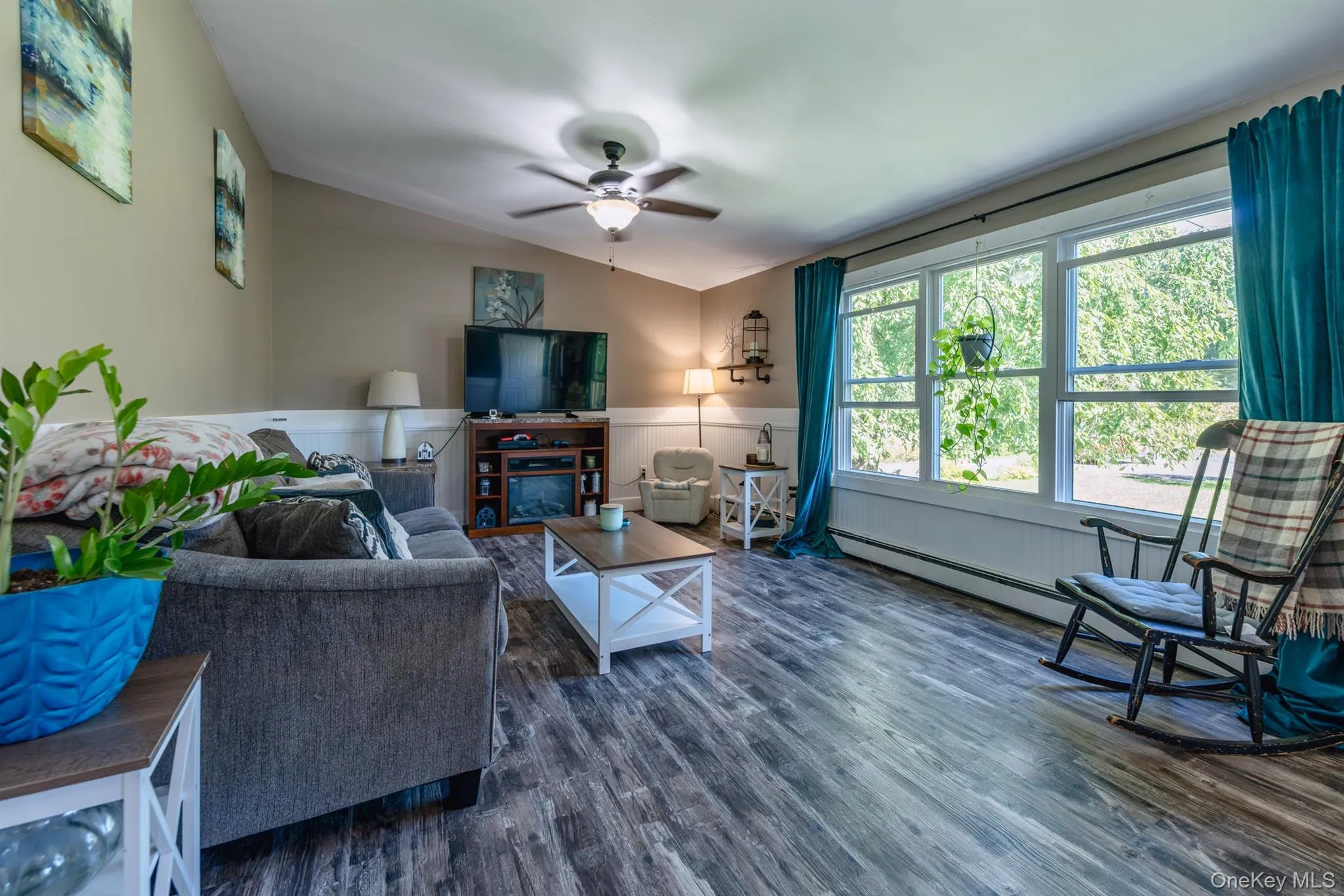 28 Buck Lane, Saugerties, NY, 3 Bedrooms Bedrooms, 8 Rooms Rooms,2 BathroomsBathrooms,Residential,For Rent,Buck,0,1045558 28 Buck Lane, Saugerties, NY, 3 Bedrooms Bedrooms, 8 Rooms Rooms,2 BathroomsBathrooms,Residential,For Rent,Buck,0,1045558