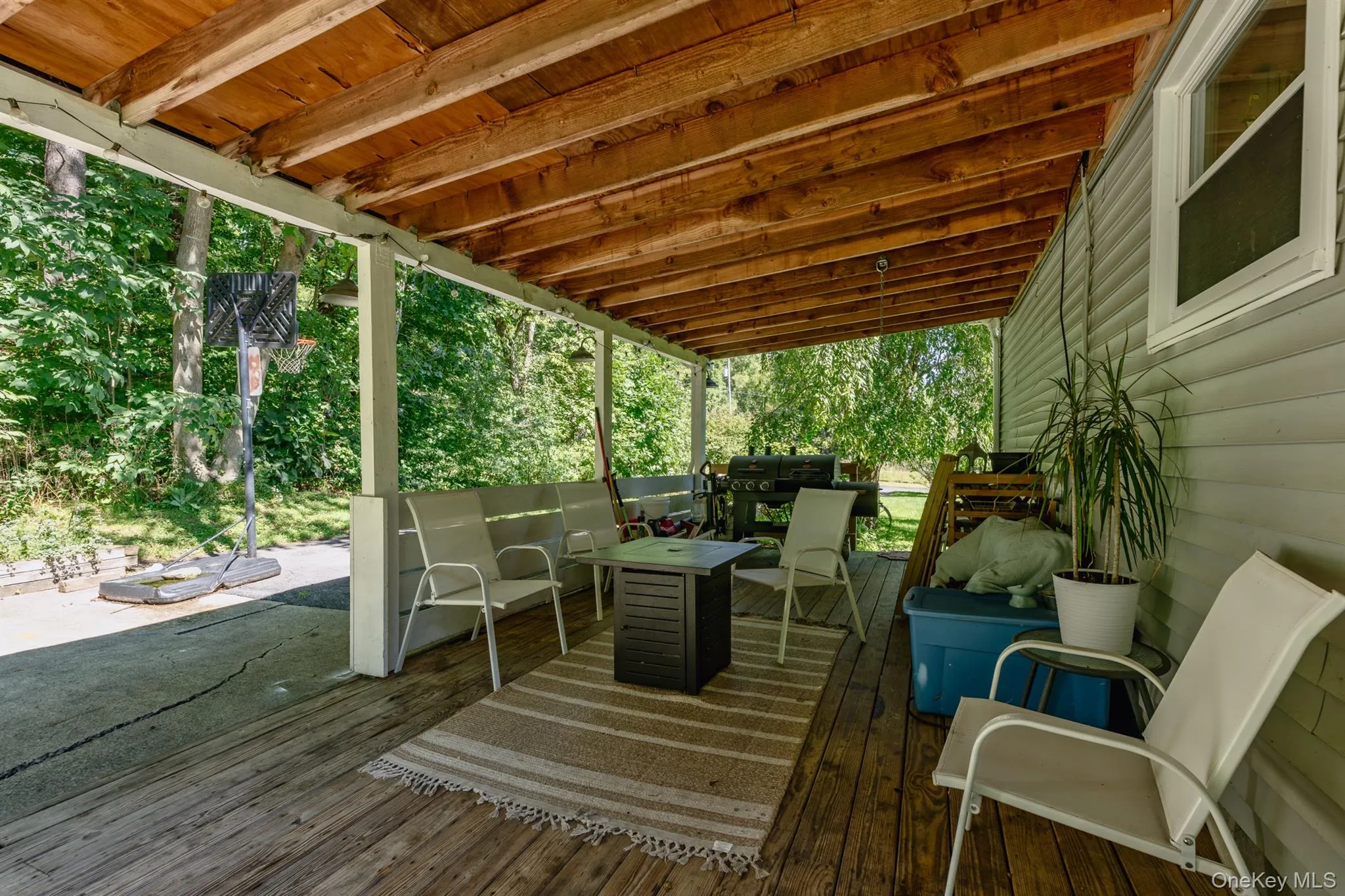 28 Buck Lane, Saugerties, NY, 3 Bedrooms Bedrooms, 8 Rooms Rooms,2 BathroomsBathrooms,Residential,For Rent,Buck,0,1045558 28 Buck Lane, Saugerties, NY, 3 Bedrooms Bedrooms, 8 Rooms Rooms,2 BathroomsBathrooms,Residential,For Rent,Buck,0,1045558