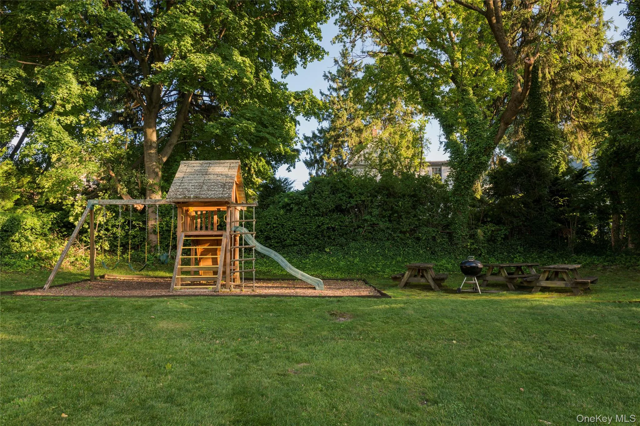 838 Pelhamdale Avenue, New Rochelle, NY, 2 Bedrooms Bedrooms, 4 Rooms Rooms,2 BathroomsBathrooms,Residential,For Rent,Pelhamdale,0,1045560 838 Pelhamdale Avenue, New Rochelle, NY, 2 Bedrooms Bedrooms, 4 Rooms Rooms,2 BathroomsBathrooms,Residential,For Rent,Pelhamdale,0,1045560