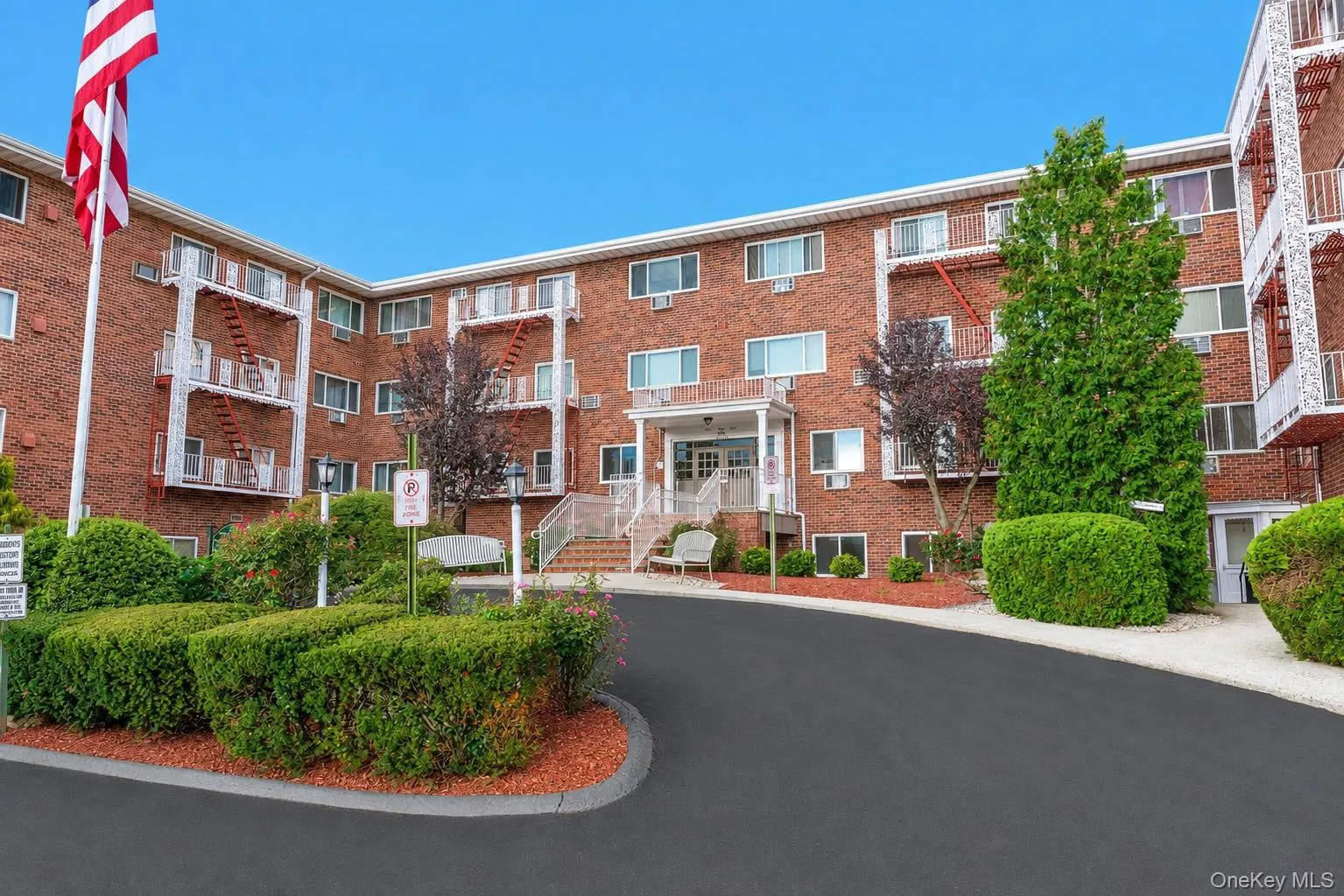 838 Pelhamdale Avenue, New Rochelle, NY, 2 Bedrooms Bedrooms, 4 Rooms Rooms,2 BathroomsBathrooms,Residential,For Rent,Pelhamdale,0,1045560 838 Pelhamdale Avenue, New Rochelle, NY, 2 Bedrooms Bedrooms, 4 Rooms Rooms,2 BathroomsBathrooms,Residential,For Rent,Pelhamdale,0,1045560