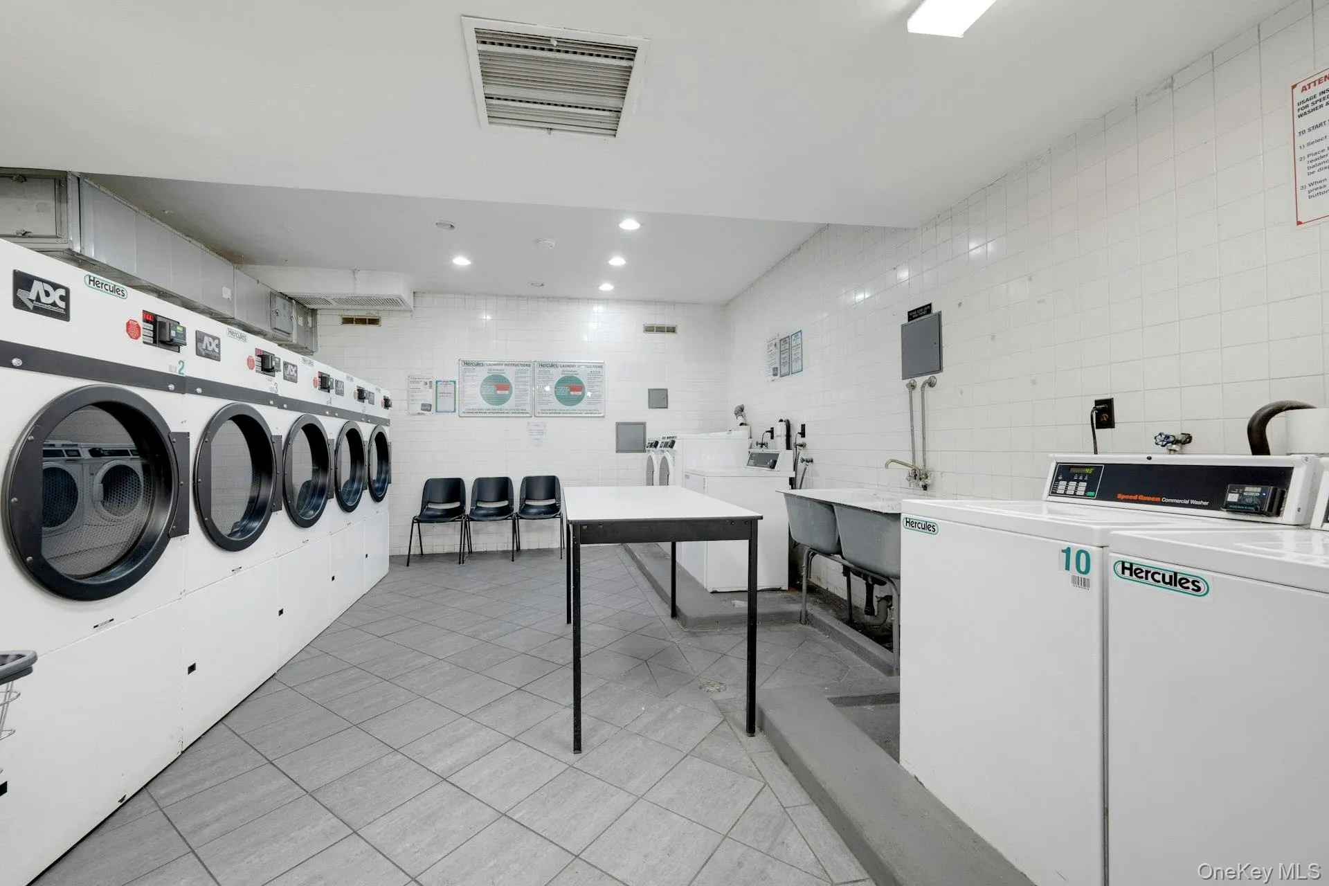 499 Broadway, White Plains, NY, 1 Bedroom Bedrooms, 3 Rooms Rooms,1 BathroomBathrooms,Residential,For Rent,Broadway,0,1045562 499 Broadway, White Plains, NY, 1 Bedroom Bedrooms, 3 Rooms Rooms,1 BathroomBathrooms,Residential,For Rent,Broadway,0,1045562