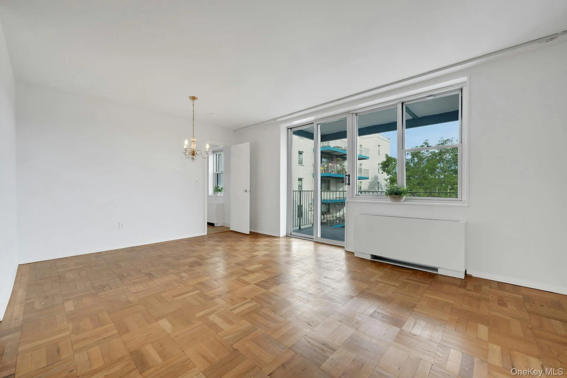 499 Broadway, White Plains, NY, 1 Bedroom Bedrooms, 3 Rooms Rooms,1 BathroomBathrooms,Residential,For Rent,Broadway,0,1045562 499 Broadway, White Plains, NY, 1 Bedroom Bedrooms, 3 Rooms Rooms,1 BathroomBathrooms,Residential,For Rent,Broadway,0,1045562