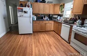 885 E Park Avenue, Long Beach, NY, 3 Bedrooms Bedrooms, 5 Rooms Rooms,2 BathroomsBathrooms,Residential Lease,For Rent,E Park,0,1045563 885 E Park Avenue, Long Beach, NY, 3 Bedrooms Bedrooms, 5 Rooms Rooms,2 BathroomsBathrooms,Residential Lease,For Rent,E Park,0,1045563