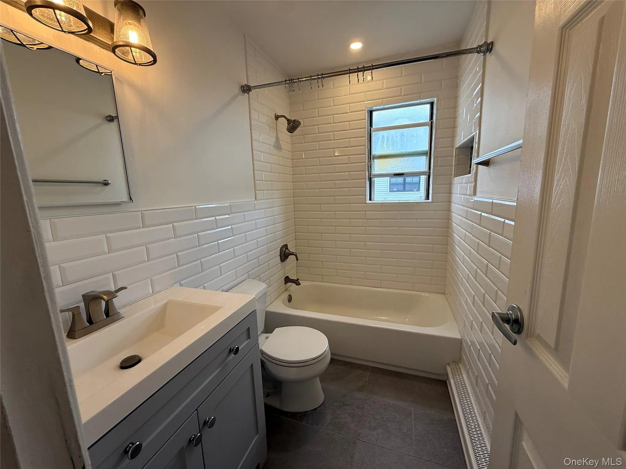 885 E Park Avenue, Long Beach, NY, 2 Bedroom Bedrooms, 5 Room Rooms,2 BathroomBathrooms,Residential Lease,For Rent,E Park,0,1045563 885 E Park Avenue, Long Beach, NY, 2 Bedroom Bedrooms, 5 Room Rooms,2 BathroomBathrooms,Residential Lease,For Rent,E Park,0,1045563