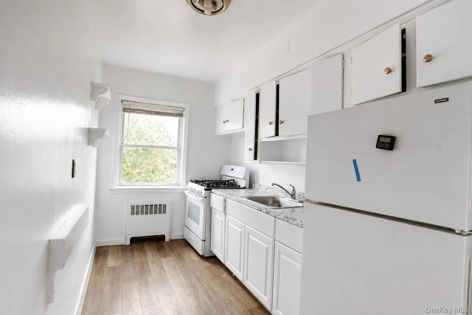 345 Shore Road, Long Beach, NY, 1 Bedroom Bedrooms, 4 Rooms Rooms,1 BathroomBathrooms,Residential Lease,For Rent,Shore,0,1045565 345 Shore Road, Long Beach, NY, 1 Bedroom Bedrooms, 4 Rooms Rooms,1 BathroomBathrooms,Residential Lease,For Rent,Shore,0,1045565