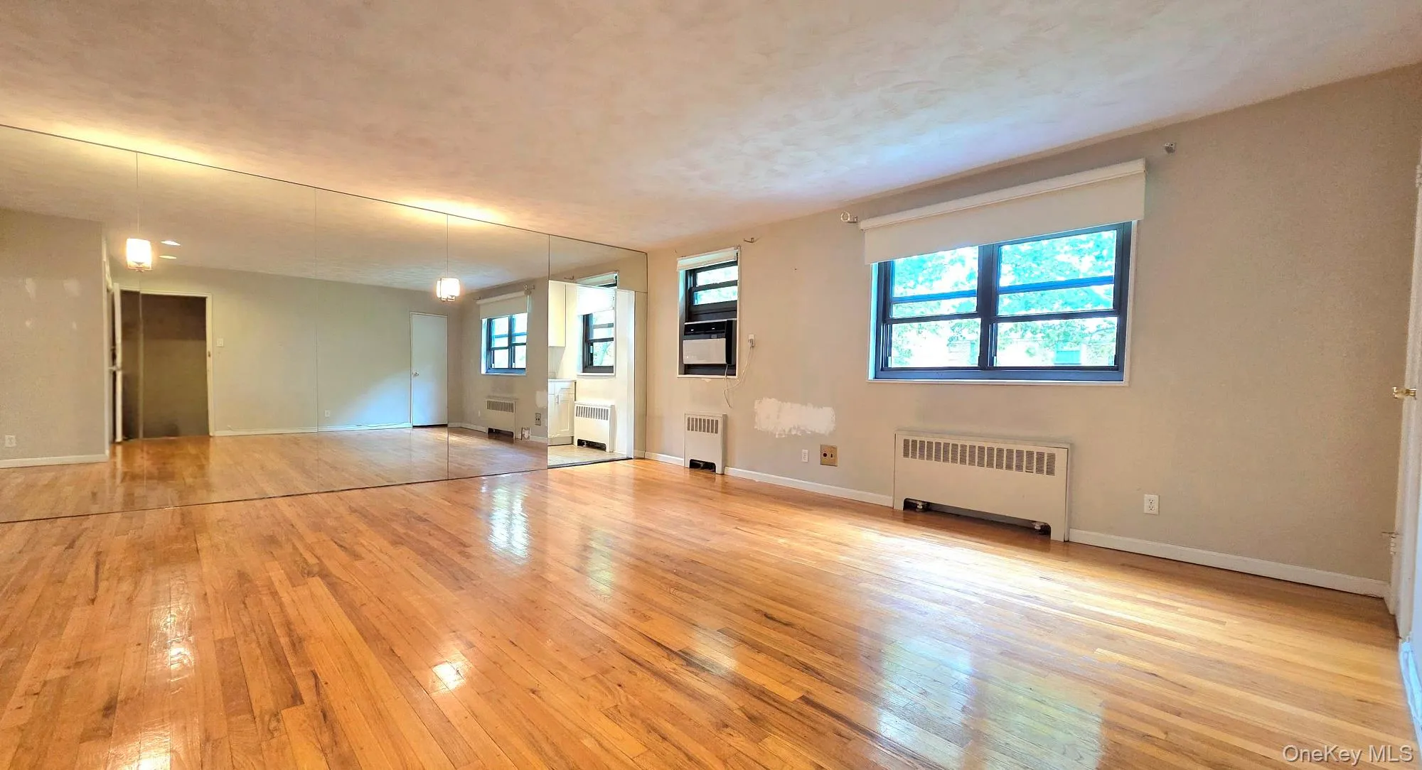 163-70 17th Avenue, New York, NY, 2 Bedrooms Bedrooms, 4 Rooms Rooms,1 BathroomBathrooms,Residential,For Rent,17th,0,1045566 163-70 17th Avenue, New York, NY, 2 Bedrooms Bedrooms, 4 Rooms Rooms,1 BathroomBathrooms,Residential,For Rent,17th,0,1045566