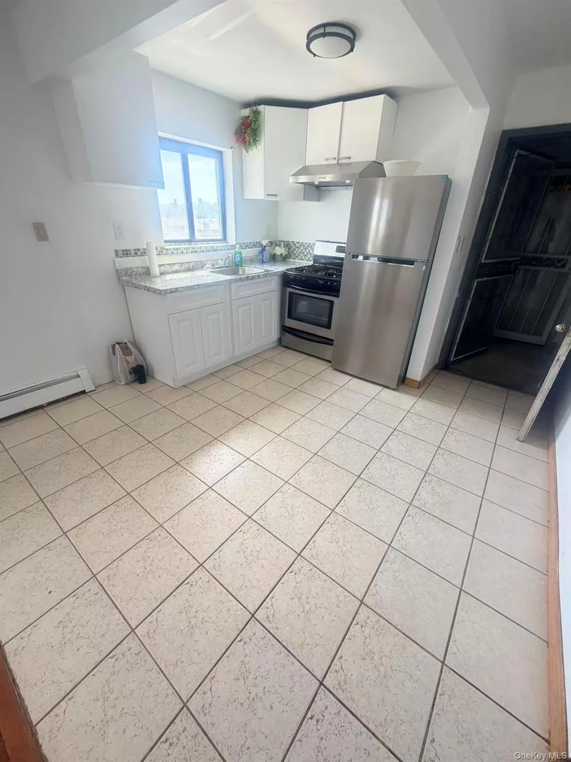 90-70 51st Avenue, New York, NY, 2 Bedrooms Bedrooms, 5 Rooms Rooms,1 BathroomBathrooms,Residential Lease,For Rent,51st,0,1045568 90-70 51st Avenue, New York, NY, 2 Bedrooms Bedrooms, 5 Rooms Rooms,1 BathroomBathrooms,Residential Lease,For Rent,51st,0,1045568