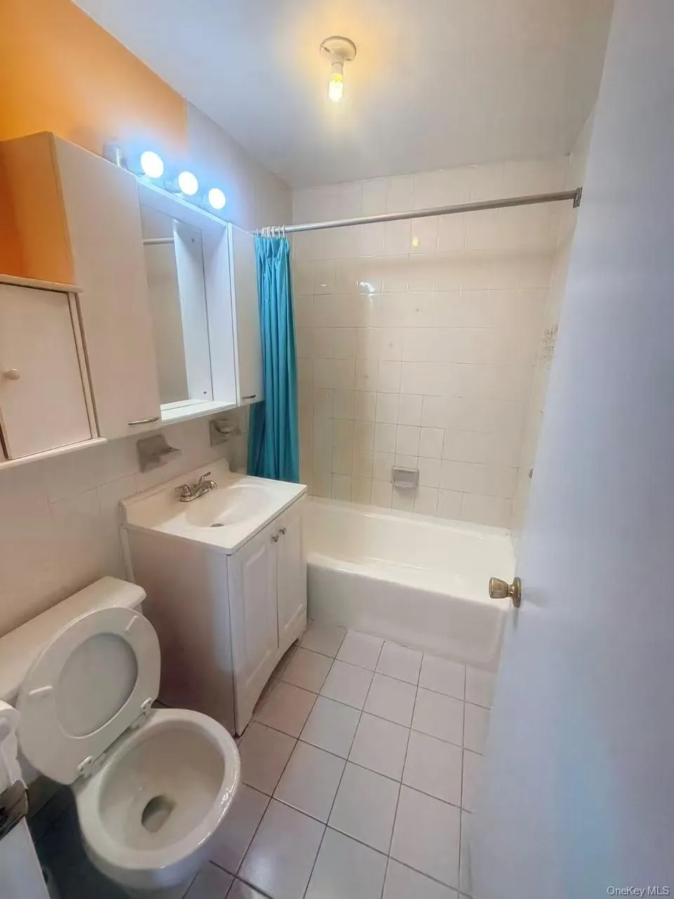 90-70 51st Avenue, New York, NY, 2 Bedrooms Bedrooms, 5 Rooms Rooms,1 BathroomBathrooms,Residential Lease,For Rent,51st,0,1045568 90-70 51st Avenue, New York, NY, 2 Bedrooms Bedrooms, 5 Rooms Rooms,1 BathroomBathrooms,Residential Lease,For Rent,51st,0,1045568