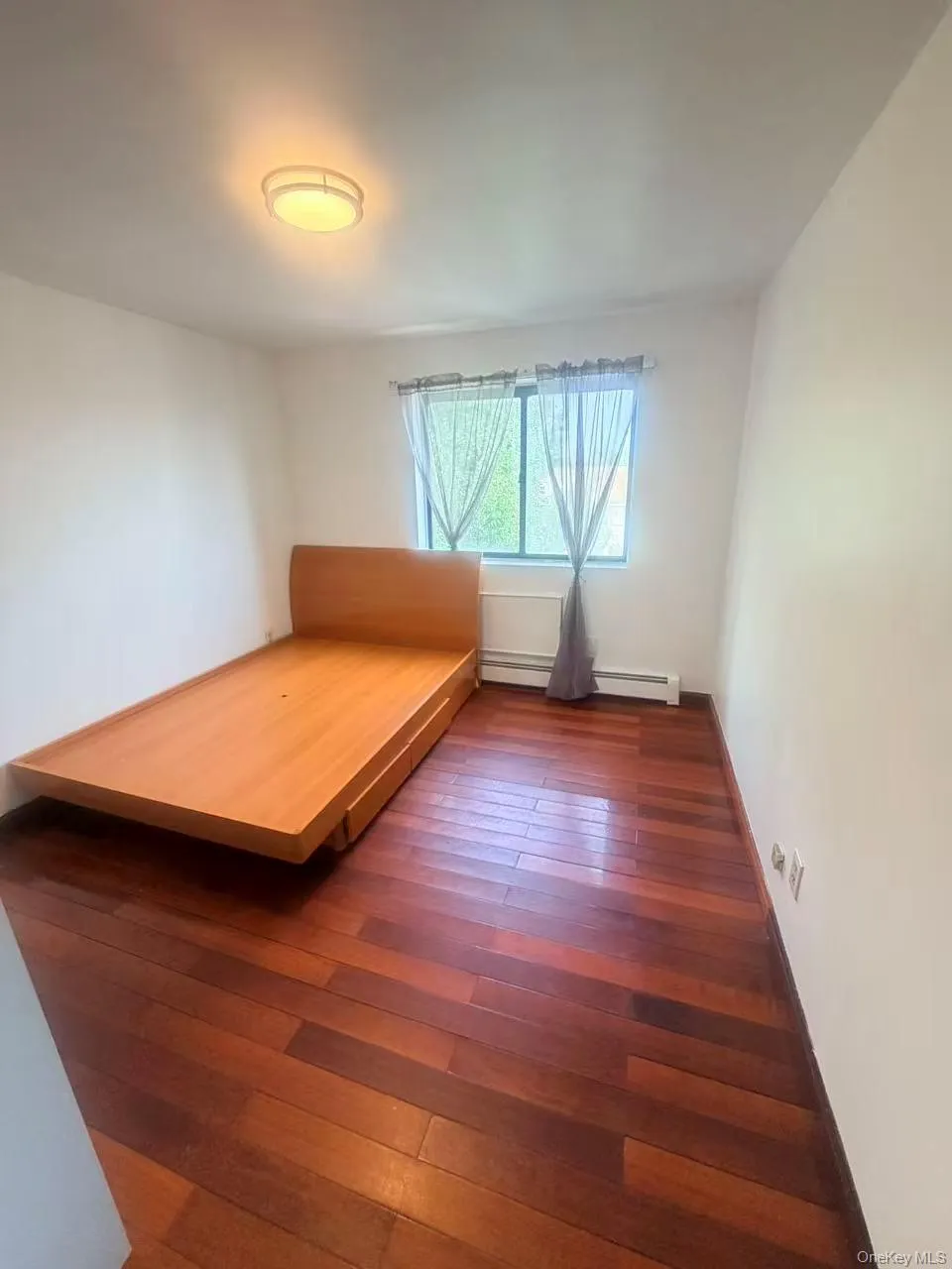 90-70 51st Avenue, New York, NY, 2 Bedrooms Bedrooms, 5 Rooms Rooms,1 BathroomBathrooms,Residential Lease,For Rent,51st,0,1045568 90-70 51st Avenue, New York, NY, 2 Bedrooms Bedrooms, 5 Rooms Rooms,1 BathroomBathrooms,Residential Lease,For Rent,51st,0,1045568