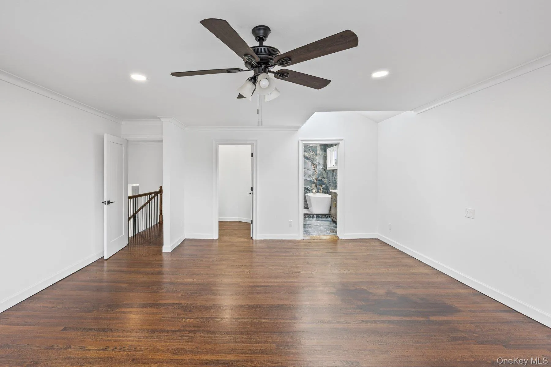 2819 Bay Drive, Hempstead, NY, 5 Bedrooms Bedrooms, 12 Rooms Rooms,3 BathroomsBathrooms,Residential,For Rent,Bay,0,1045570 2819 Bay Drive, Hempstead, NY, 5 Bedrooms Bedrooms, 12 Rooms Rooms,3 BathroomsBathrooms,Residential,For Rent,Bay,0,1045570