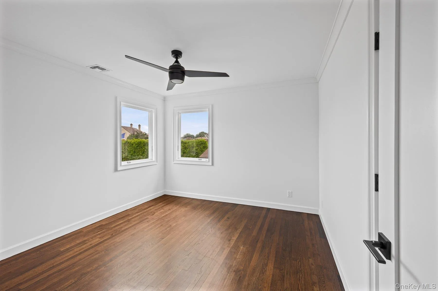 2819 Bay Drive, Hempstead, NY, 5 Bedrooms Bedrooms, 12 Rooms Rooms,3 BathroomsBathrooms,Residential,For Rent,Bay,0,1045570 2819 Bay Drive, Hempstead, NY, 5 Bedrooms Bedrooms, 12 Rooms Rooms,3 BathroomsBathrooms,Residential,For Rent,Bay,0,1045570