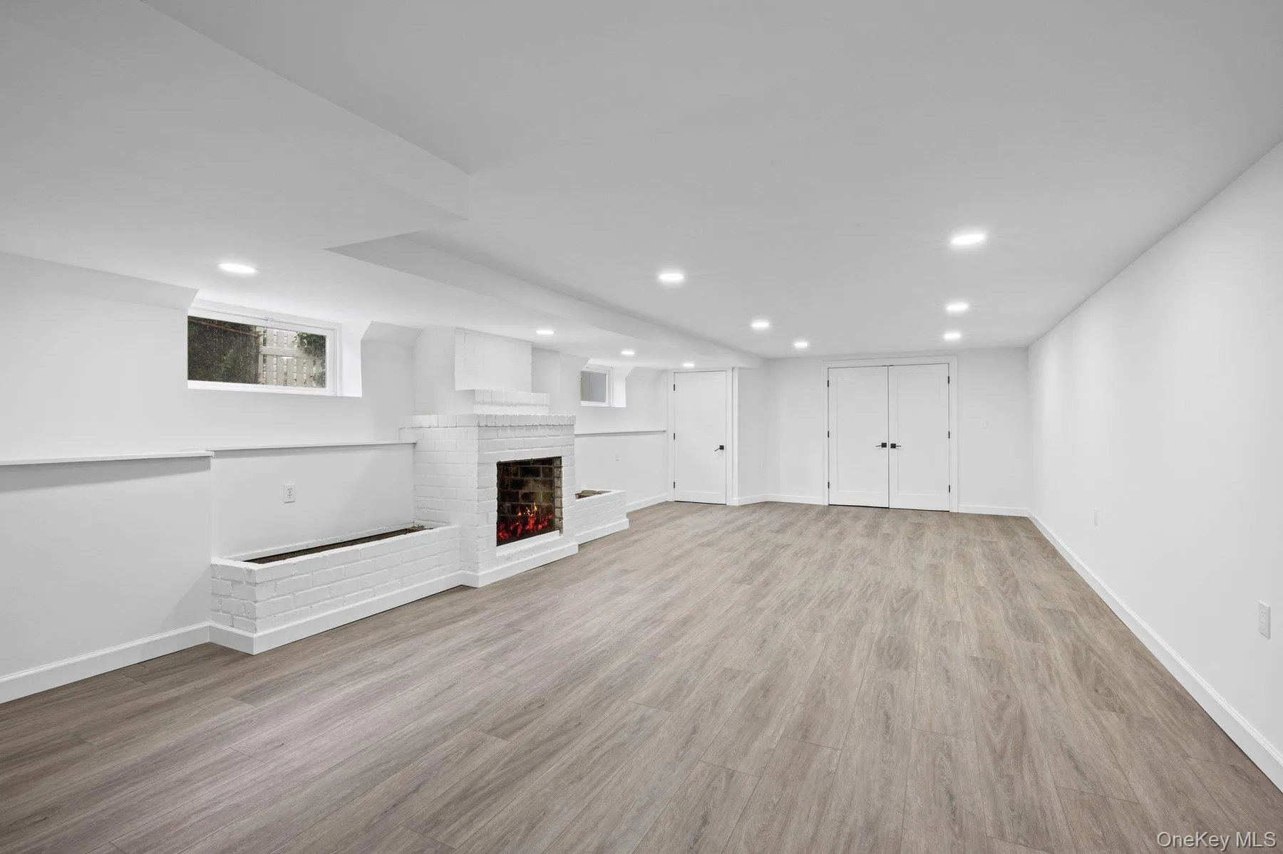 2819 Bay Drive, Hempstead, NY, 5 Bedrooms Bedrooms, 12 Rooms Rooms,3 BathroomsBathrooms,Residential,For Rent,Bay,0,1045570 2819 Bay Drive, Hempstead, NY, 5 Bedrooms Bedrooms, 12 Rooms Rooms,3 BathroomsBathrooms,Residential,For Rent,Bay,0,1045570