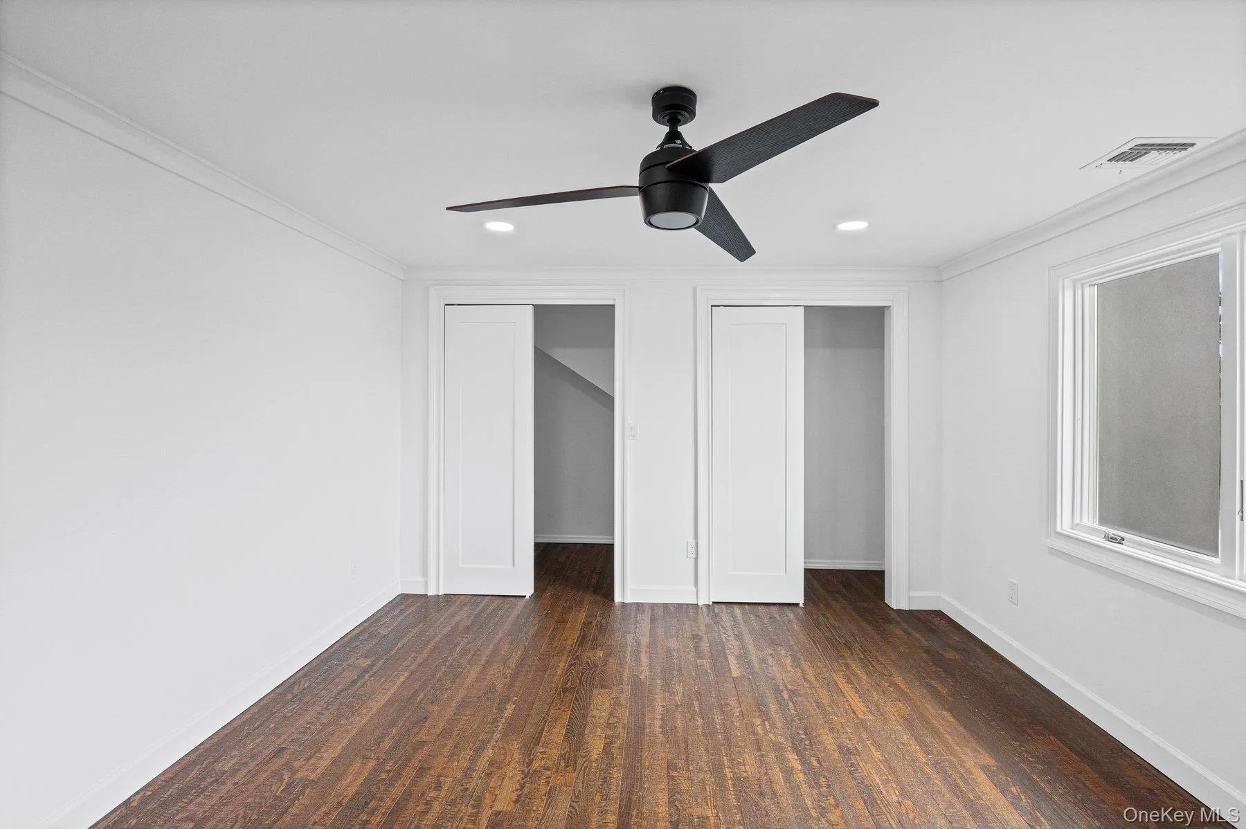 2819 Bay Drive, Hempstead, NY, 5 Bedrooms Bedrooms, 12 Rooms Rooms,3 BathroomsBathrooms,Residential,For Rent,Bay,0,1045570 2819 Bay Drive, Hempstead, NY, 5 Bedrooms Bedrooms, 12 Rooms Rooms,3 BathroomsBathrooms,Residential,For Rent,Bay,0,1045570