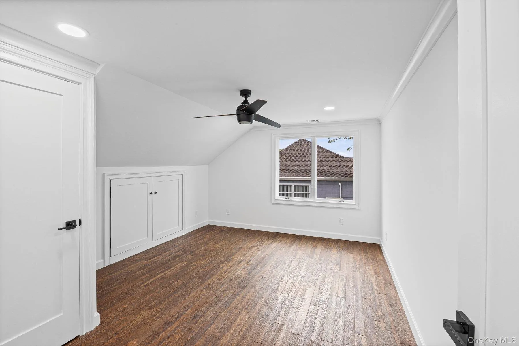 2819 Bay Drive, Hempstead, NY, 5 Bedrooms Bedrooms, 12 Rooms Rooms,3 BathroomsBathrooms,Residential,For Rent,Bay,0,1045570 2819 Bay Drive, Hempstead, NY, 5 Bedrooms Bedrooms, 12 Rooms Rooms,3 BathroomsBathrooms,Residential,For Rent,Bay,0,1045570