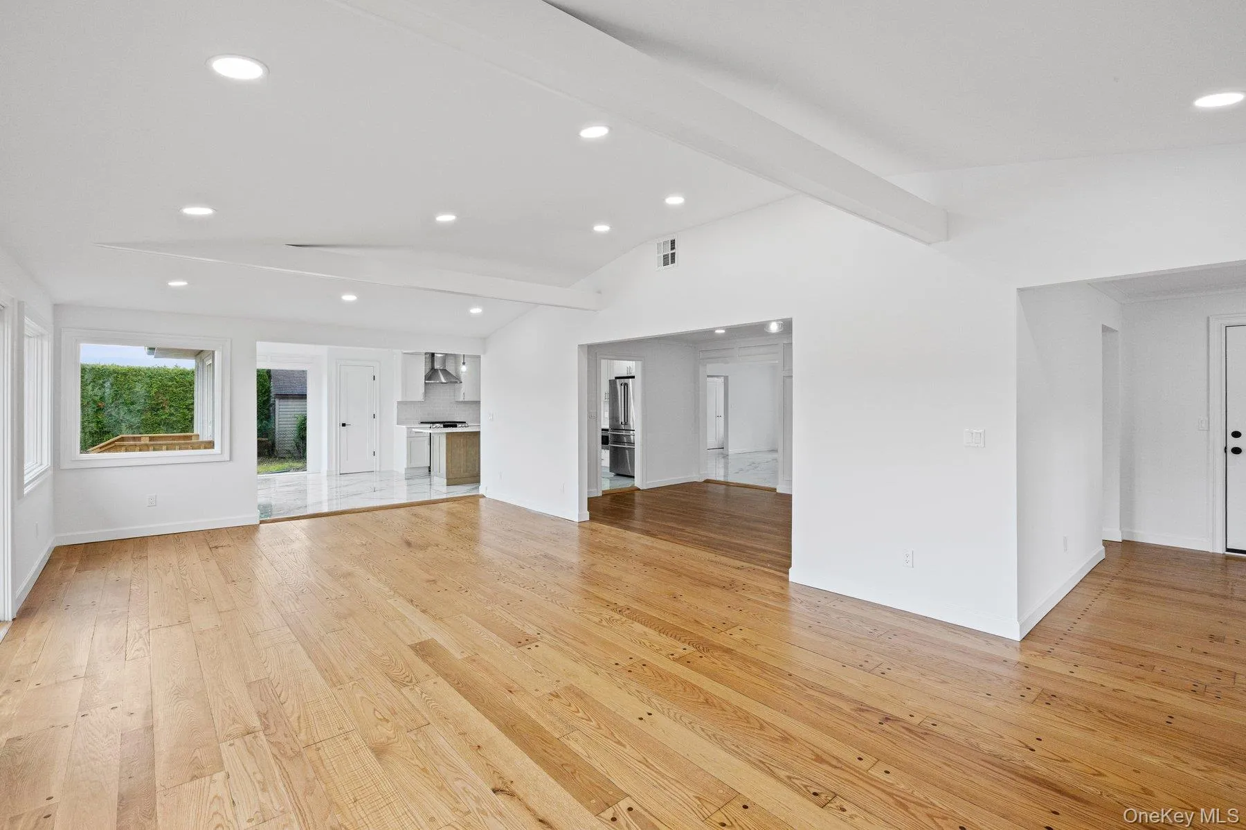 2819 Bay Drive, Hempstead, NY, 5 Bedrooms Bedrooms, 12 Rooms Rooms,3 BathroomsBathrooms,Residential,For Rent,Bay,0,1045570 2819 Bay Drive, Hempstead, NY, 5 Bedrooms Bedrooms, 12 Rooms Rooms,3 BathroomsBathrooms,Residential,For Rent,Bay,0,1045570