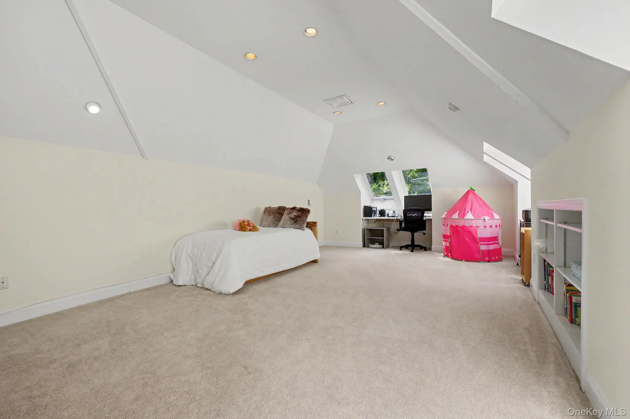 13 Lia Fail Way, Greenwich, CT, 4 Bedrooms Bedrooms, 14 Rooms Rooms,7 BathroomsBathrooms,Residential,For Rent,Lia Fail,0,1045572 13 Lia Fail Way, Greenwich, CT, 4 Bedrooms Bedrooms, 14 Rooms Rooms,7 BathroomsBathrooms,Residential,For Rent,Lia Fail,0,1045572