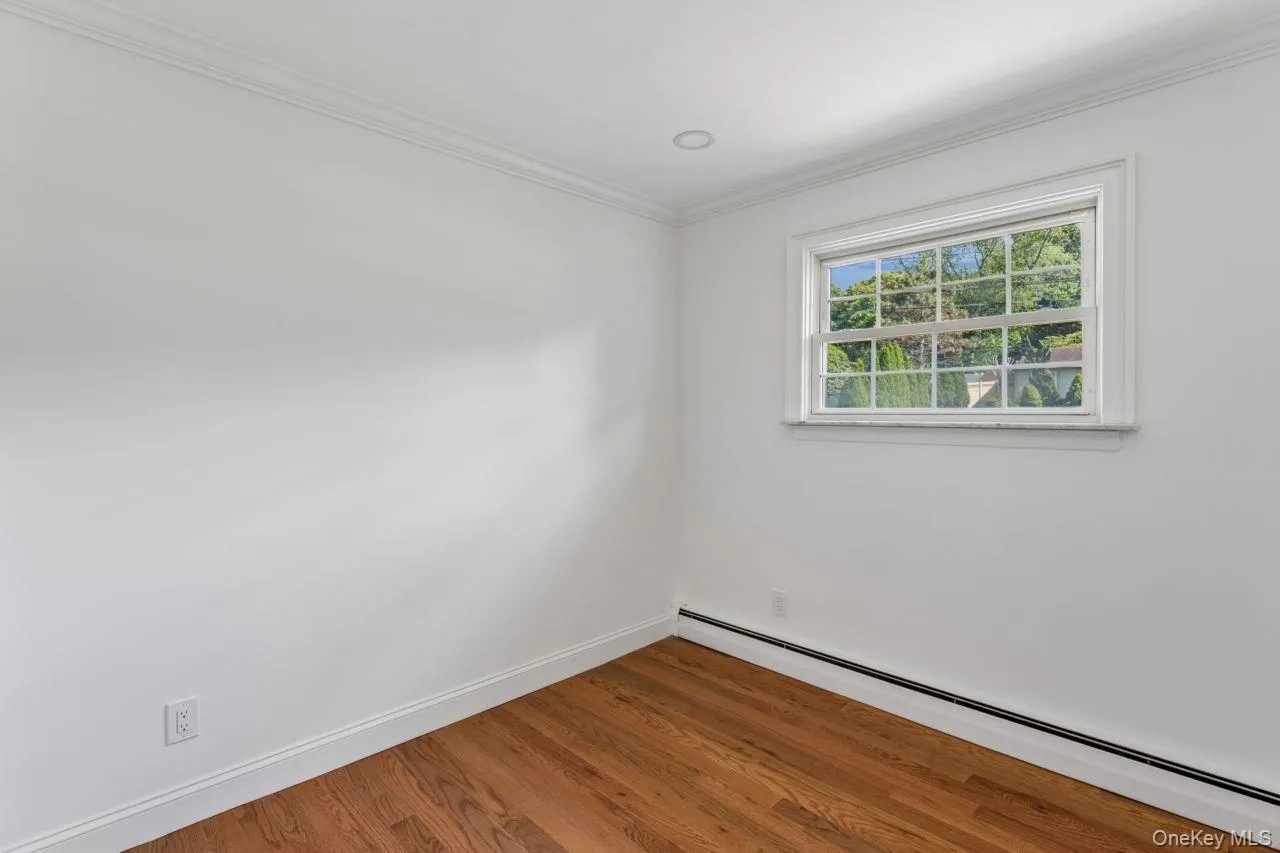 98 Rose Place, Brookhaven, NY, 3 Bedrooms Bedrooms, 6 Rooms Rooms,1 BathroomBathrooms,Residential Lease,For Rent,Rose,0,1045578 98 Rose Place, Brookhaven, NY, 3 Bedrooms Bedrooms, 6 Rooms Rooms,1 BathroomBathrooms,Residential Lease,For Rent,Rose,0,1045578