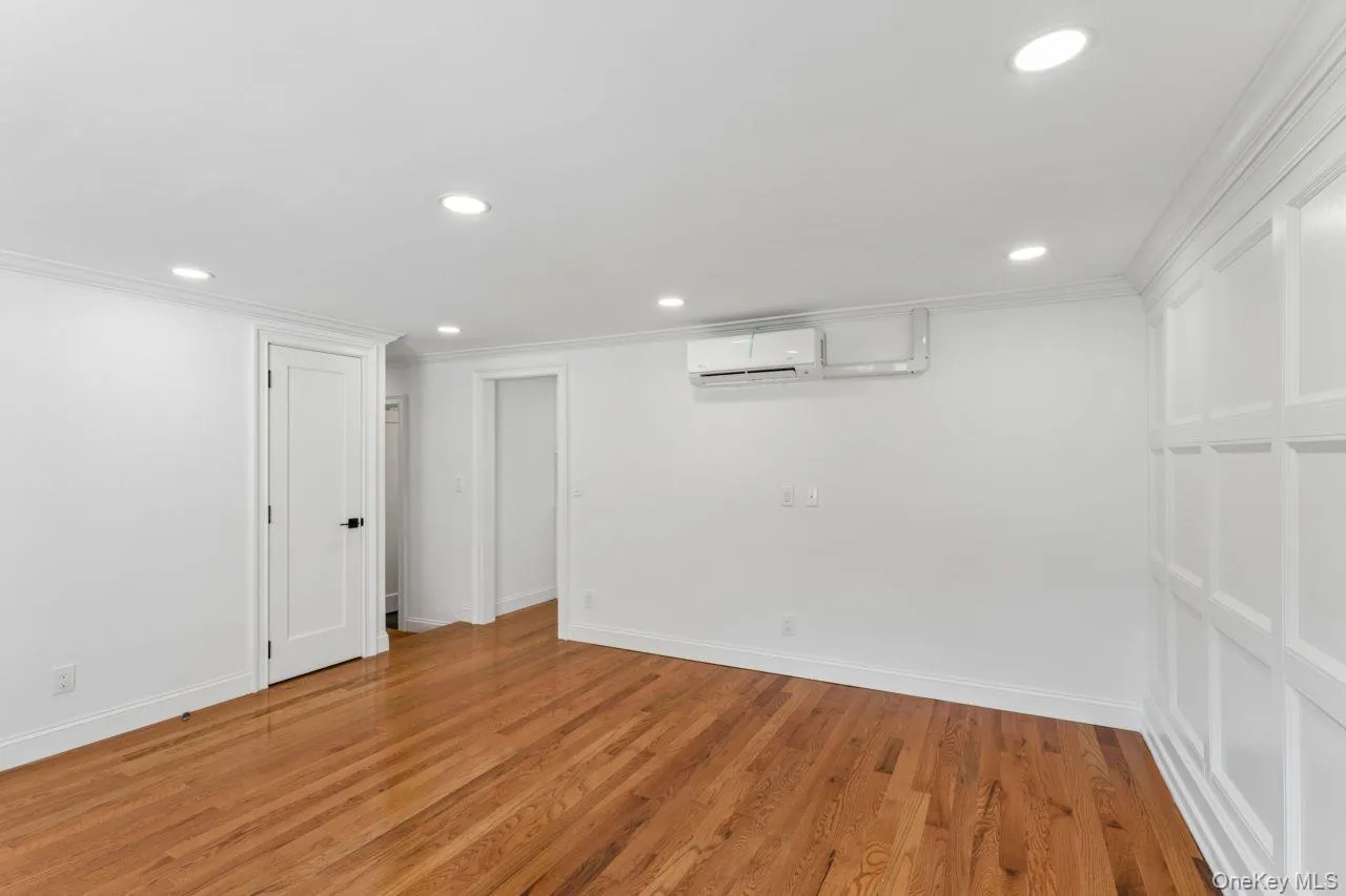 98 Rose Place, Brookhaven, NY, 3 Bedrooms Bedrooms, 6 Rooms Rooms,1 BathroomBathrooms,Residential Lease,For Rent,Rose,0,1045578 98 Rose Place, Brookhaven, NY, 3 Bedrooms Bedrooms, 6 Rooms Rooms,1 BathroomBathrooms,Residential Lease,For Rent,Rose,0,1045578