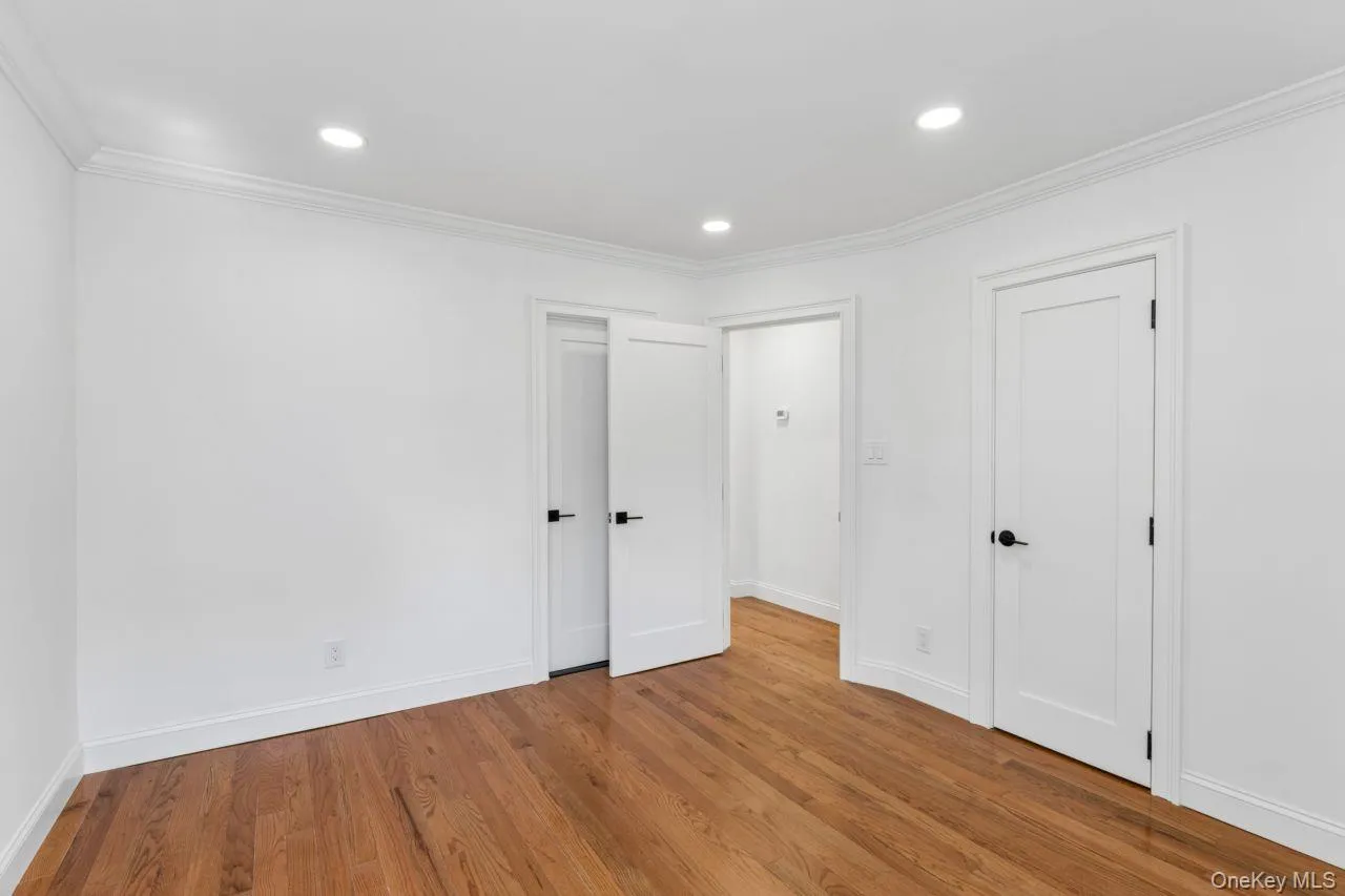 98 Rose Place, Brookhaven, NY, 3 Bedrooms Bedrooms, 6 Rooms Rooms,1 BathroomBathrooms,Residential Lease,For Rent,Rose,0,1045578 98 Rose Place, Brookhaven, NY, 3 Bedrooms Bedrooms, 6 Rooms Rooms,1 BathroomBathrooms,Residential Lease,For Rent,Rose,0,1045578