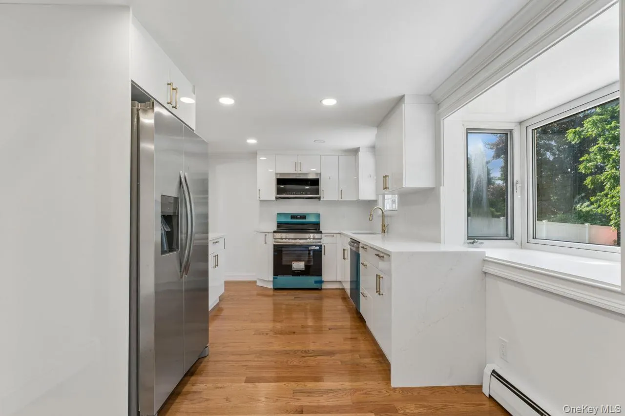 98 Rose Place, Brookhaven, NY, 3 Bedrooms Bedrooms, 6 Rooms Rooms,1 BathroomBathrooms,Residential Lease,For Rent,Rose,0,1045578 98 Rose Place, Brookhaven, NY, 3 Bedrooms Bedrooms, 6 Rooms Rooms,1 BathroomBathrooms,Residential Lease,For Rent,Rose,0,1045578
